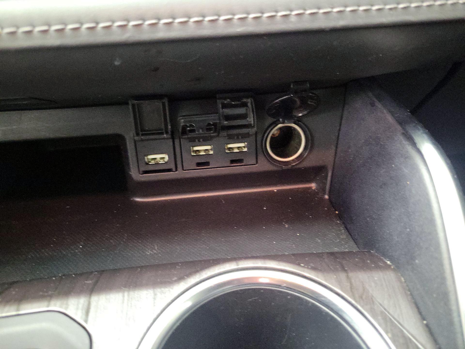 Thumbnail: 2021 Toyota Highlander - 19