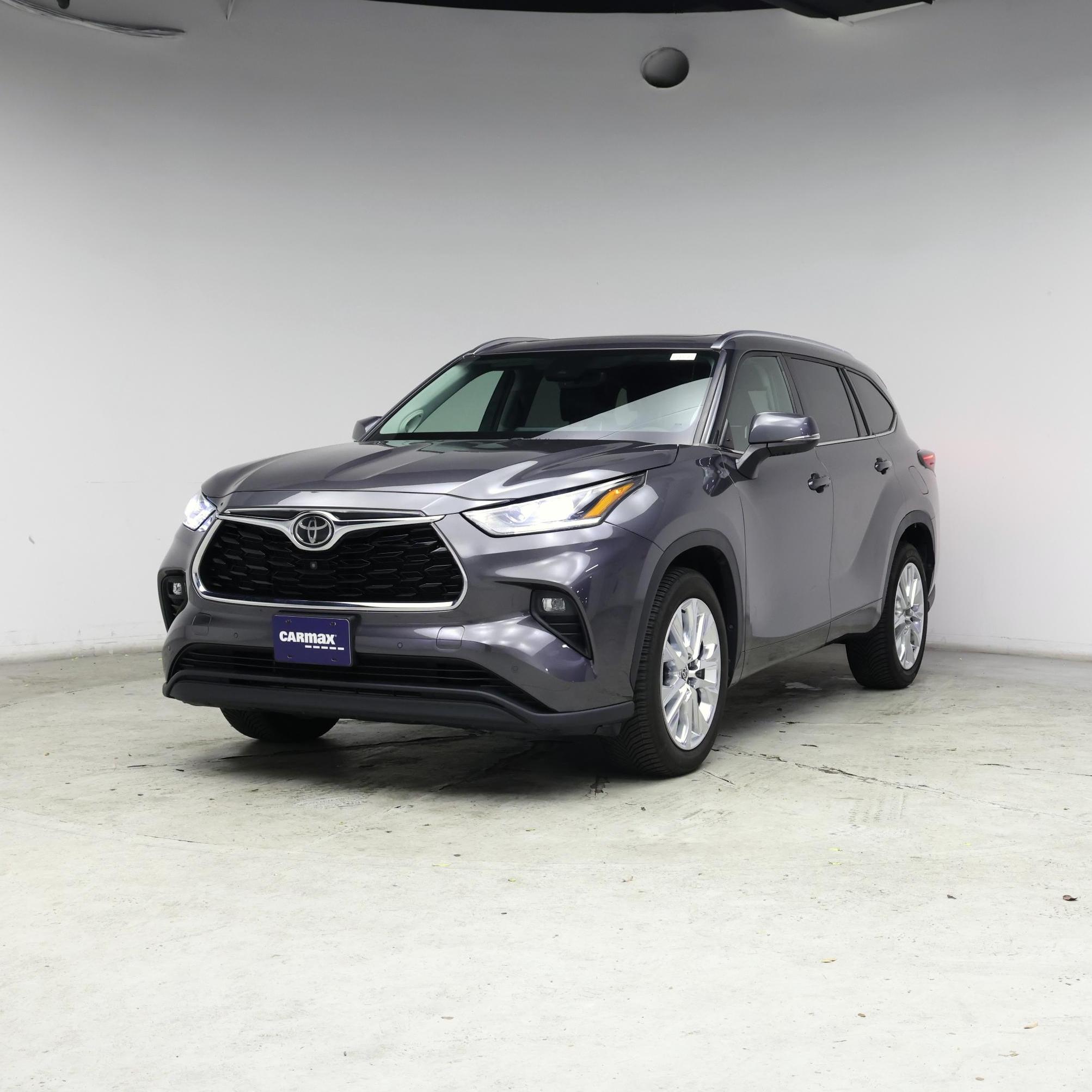 Thumbnail: 2021 Toyota Highlander - 4