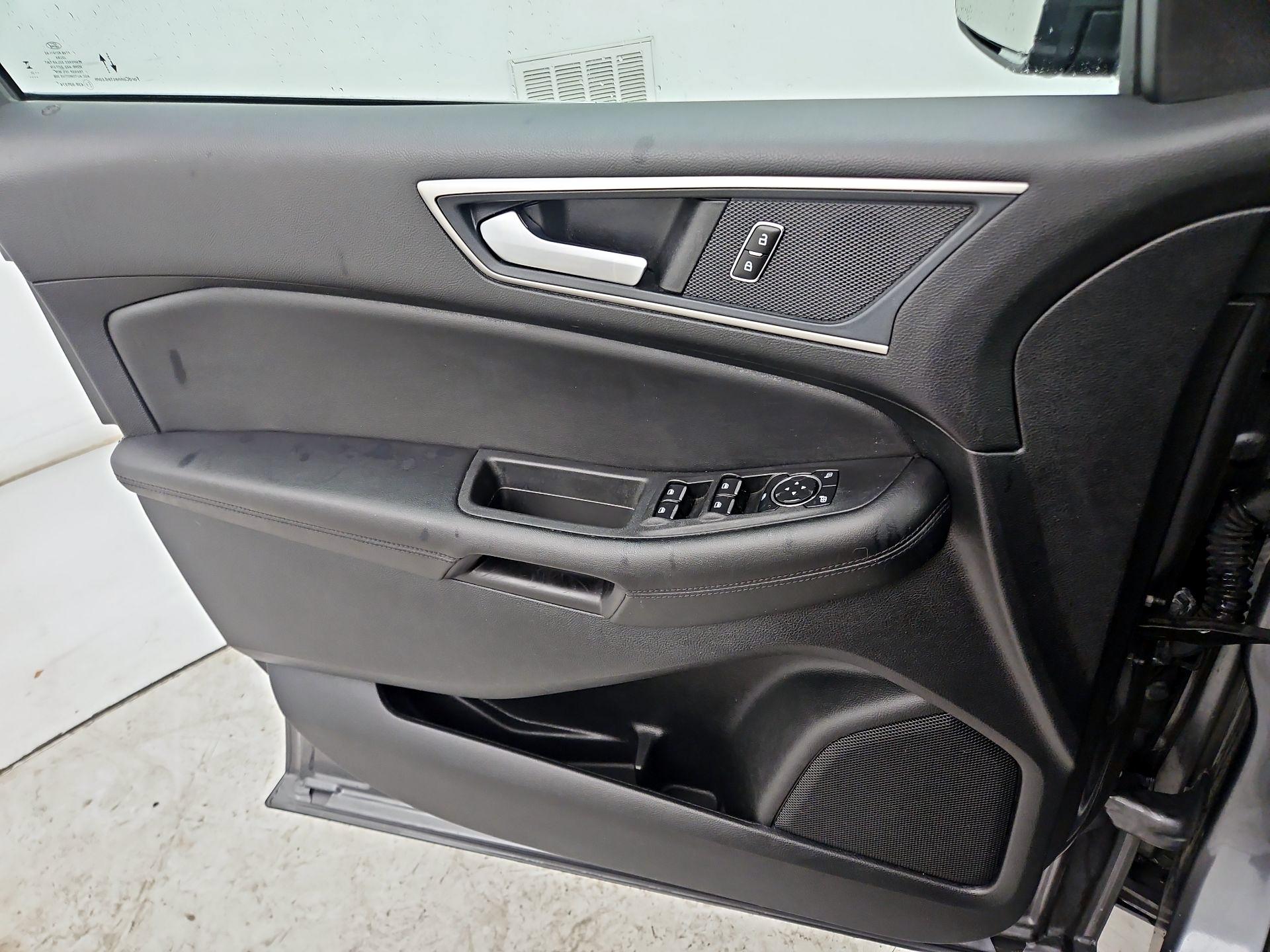 Thumbnail: 2023 Ford Edge - 12