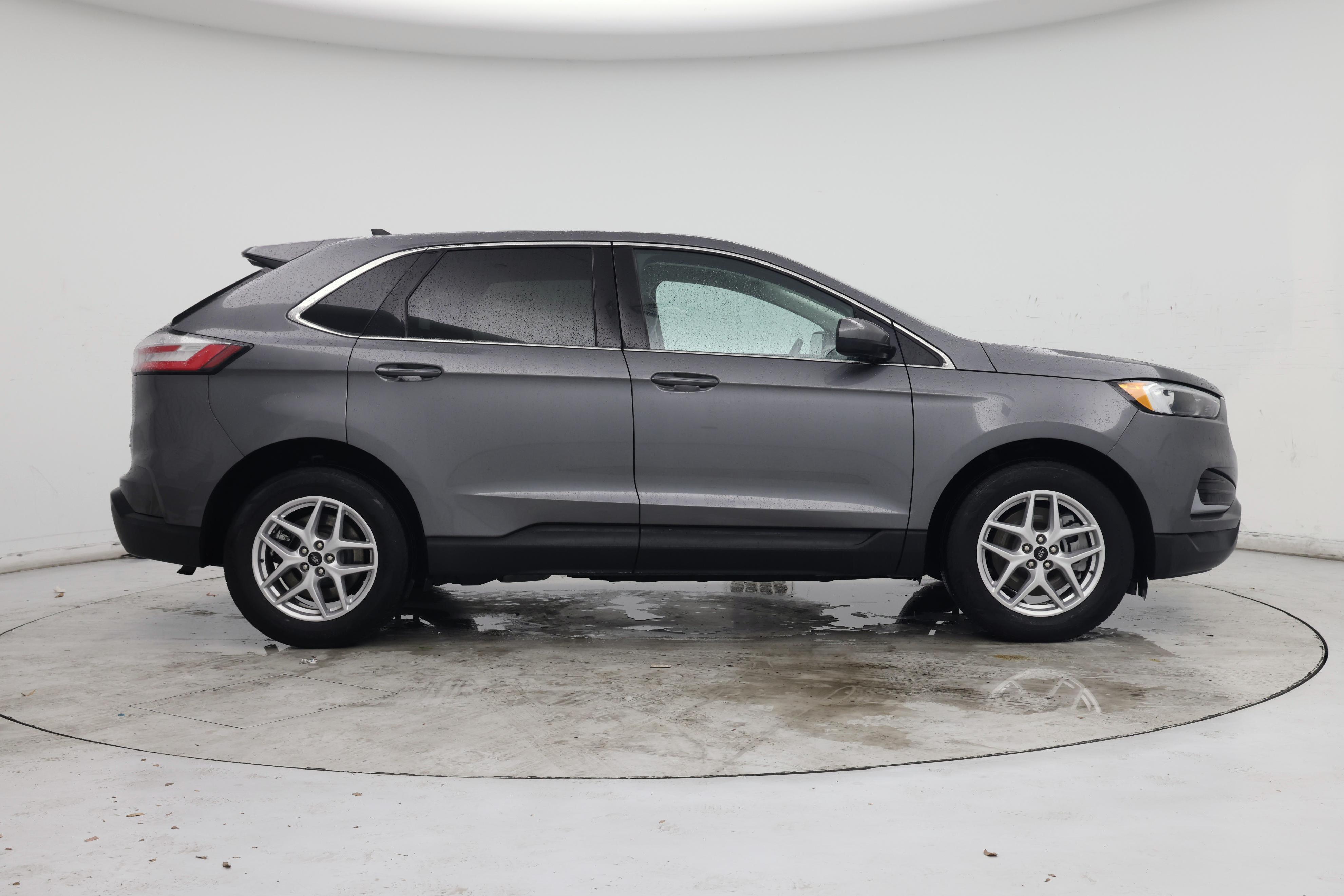 Thumbnail: 2023 Ford Edge - 7