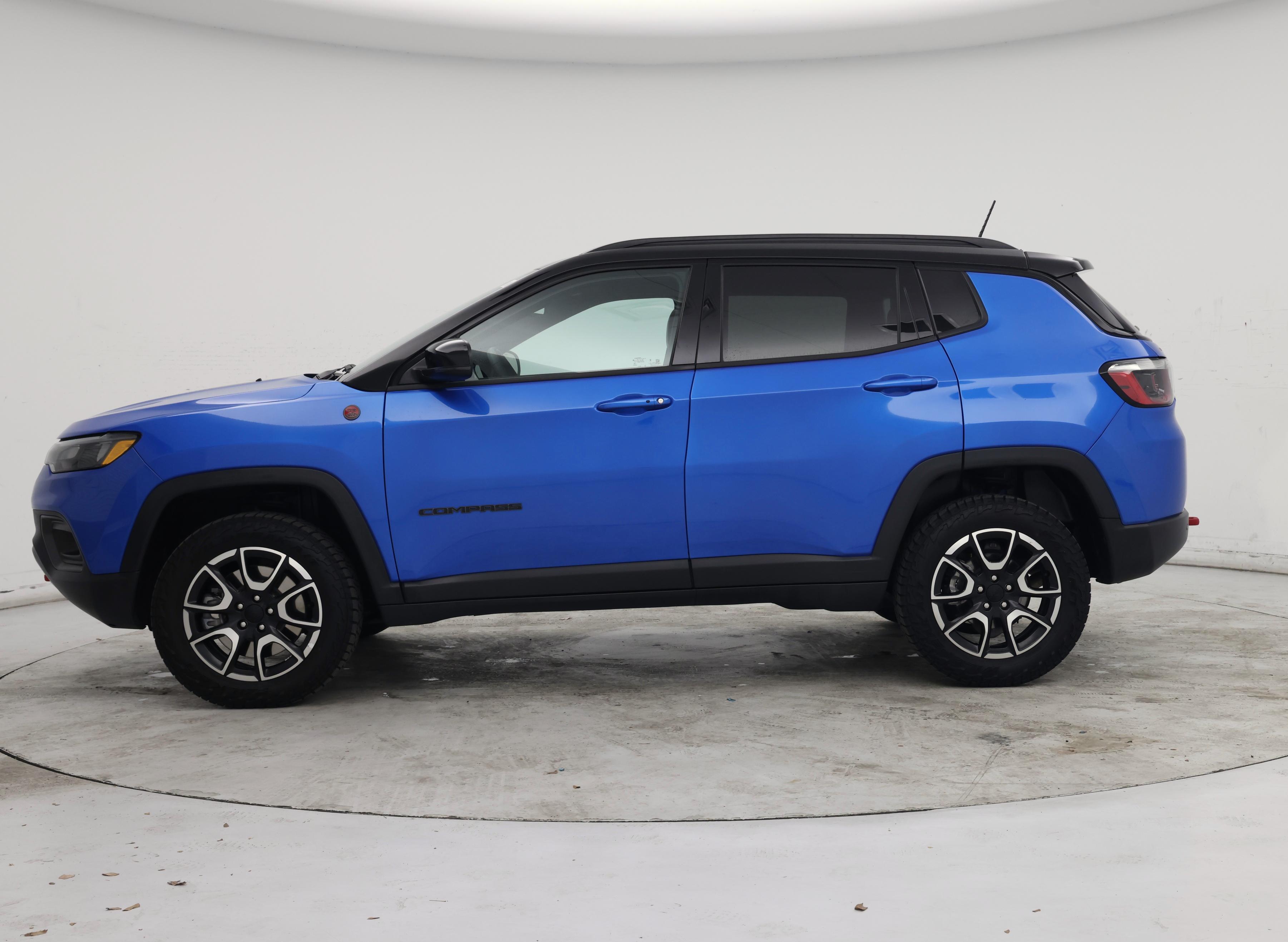 Thumbnail: 2024 Jeep Compass - 3