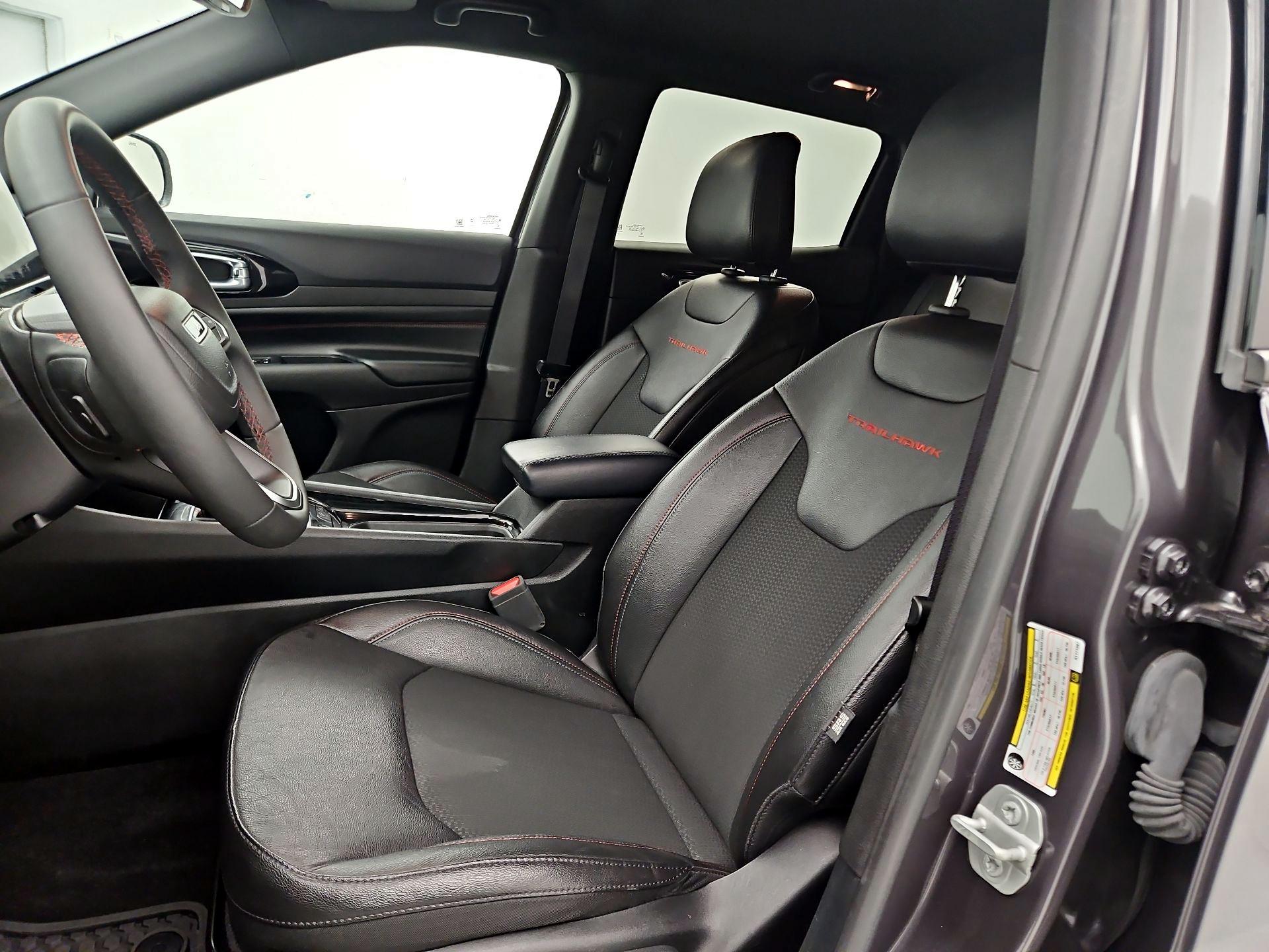 Thumbnail: 2024 Jeep Compass - 11