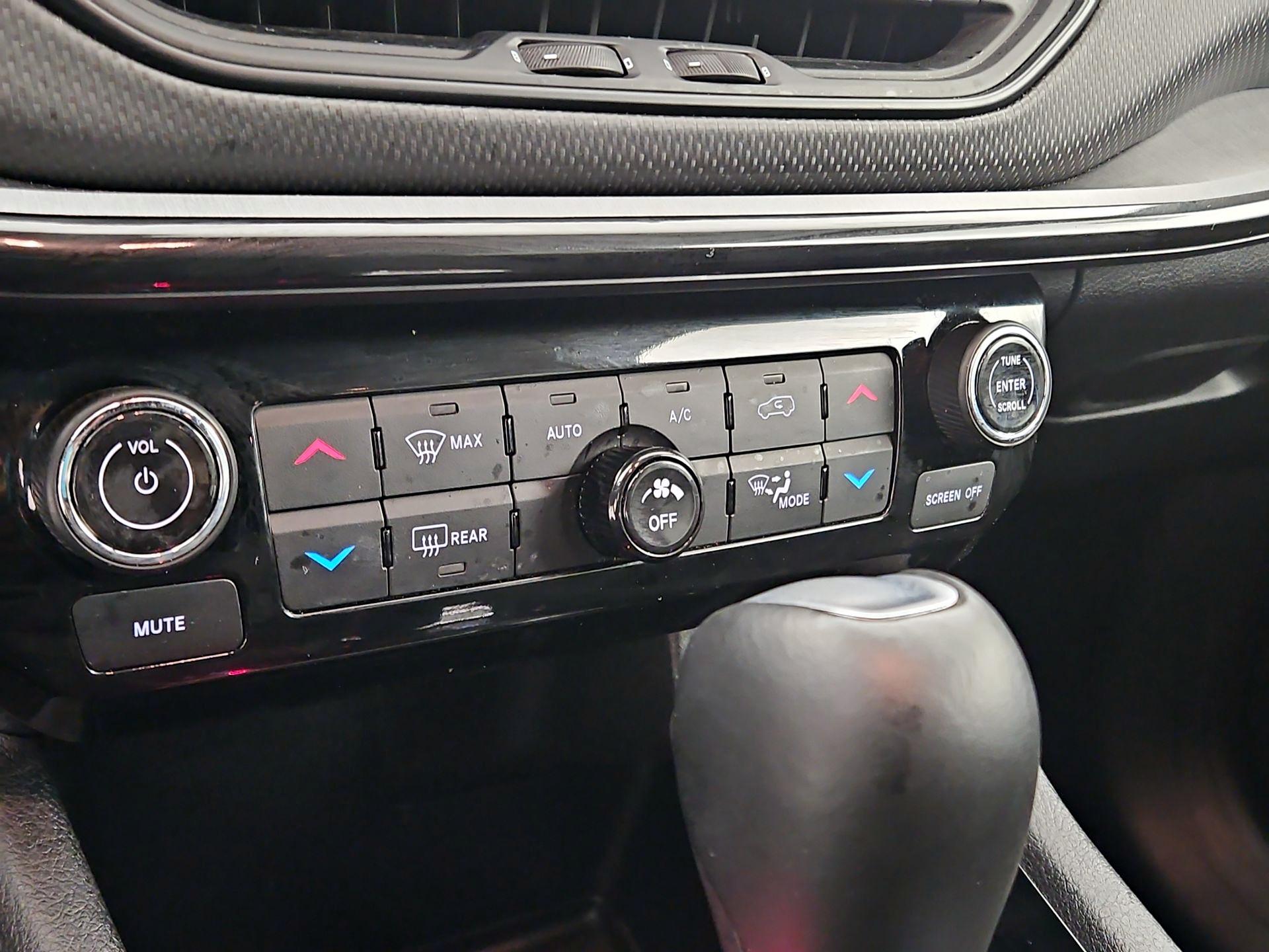 Thumbnail: 2024 Jeep Compass - 16