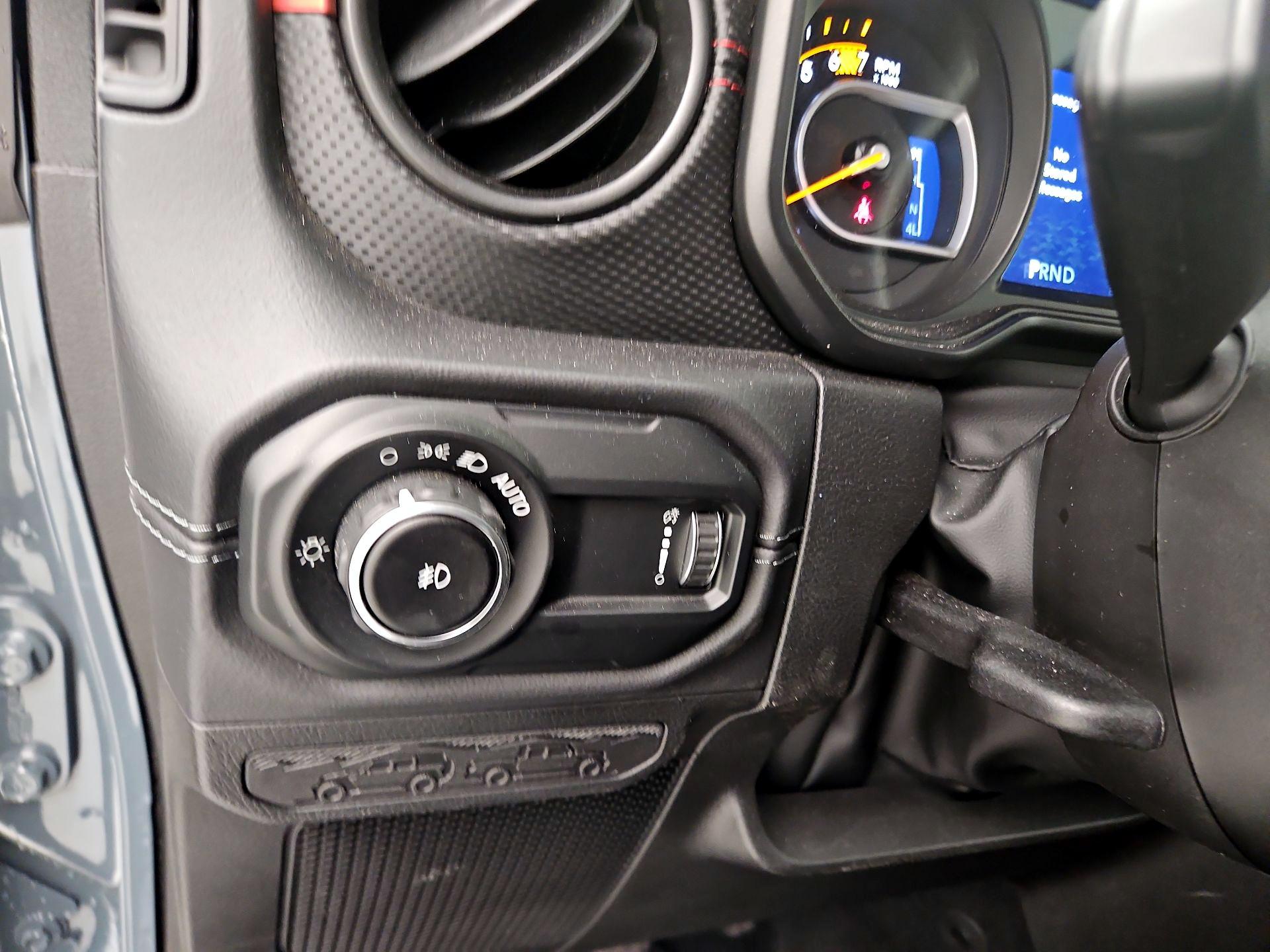 Thumbnail: 2025 Jeep Wrangler - 13