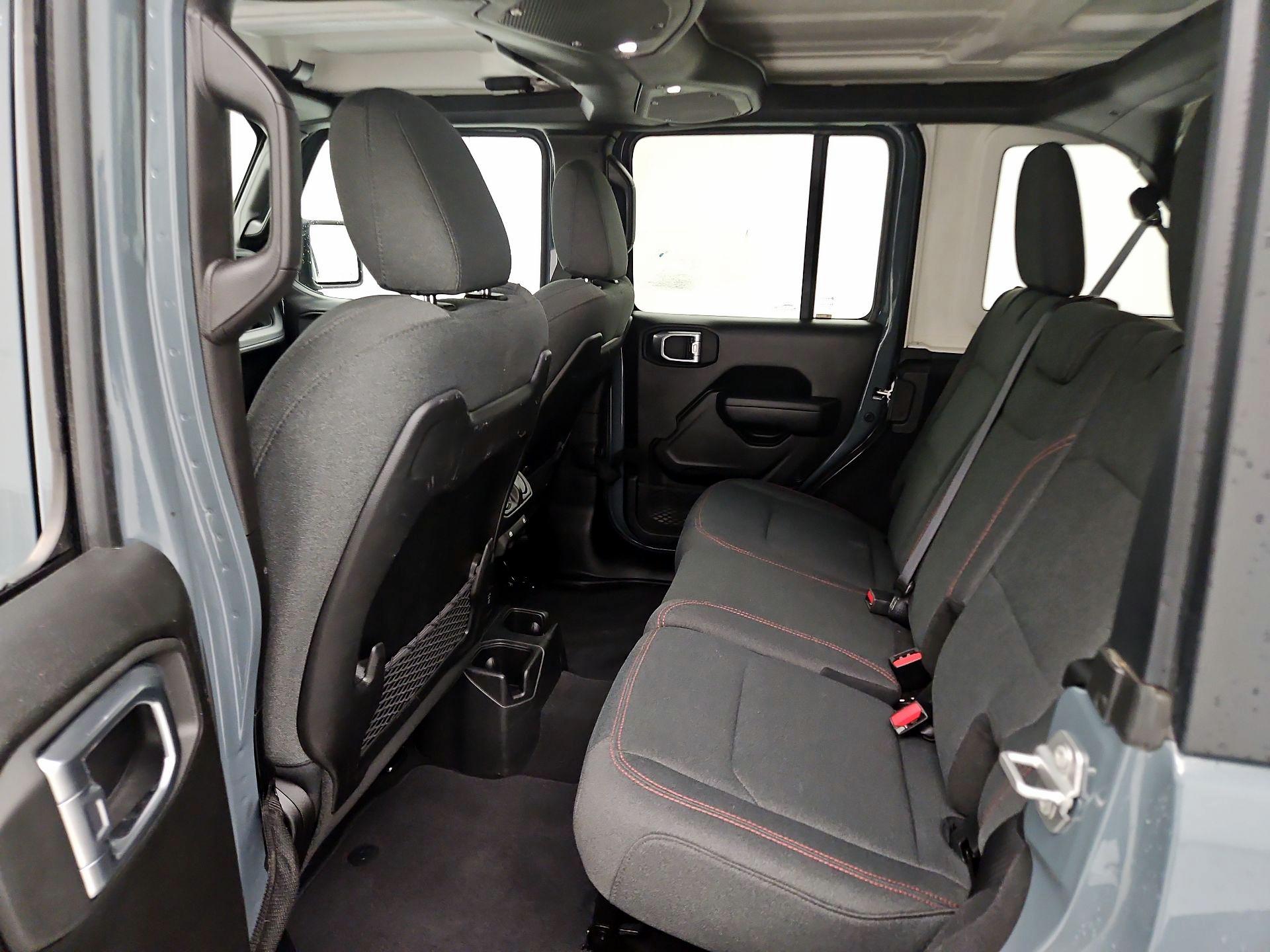 Thumbnail: 2025 Jeep Wrangler - 19