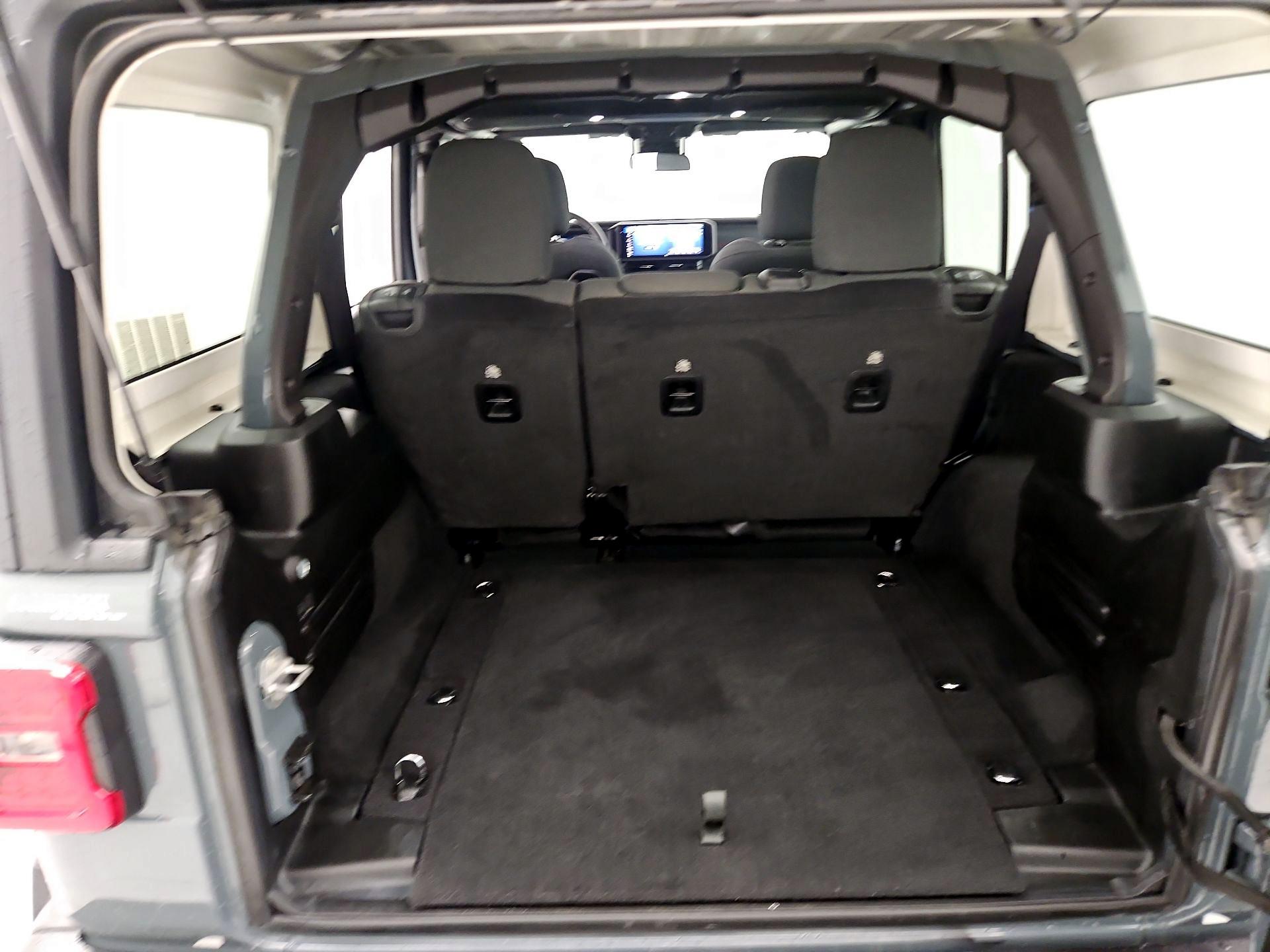 Thumbnail: 2025 Jeep Wrangler - 20