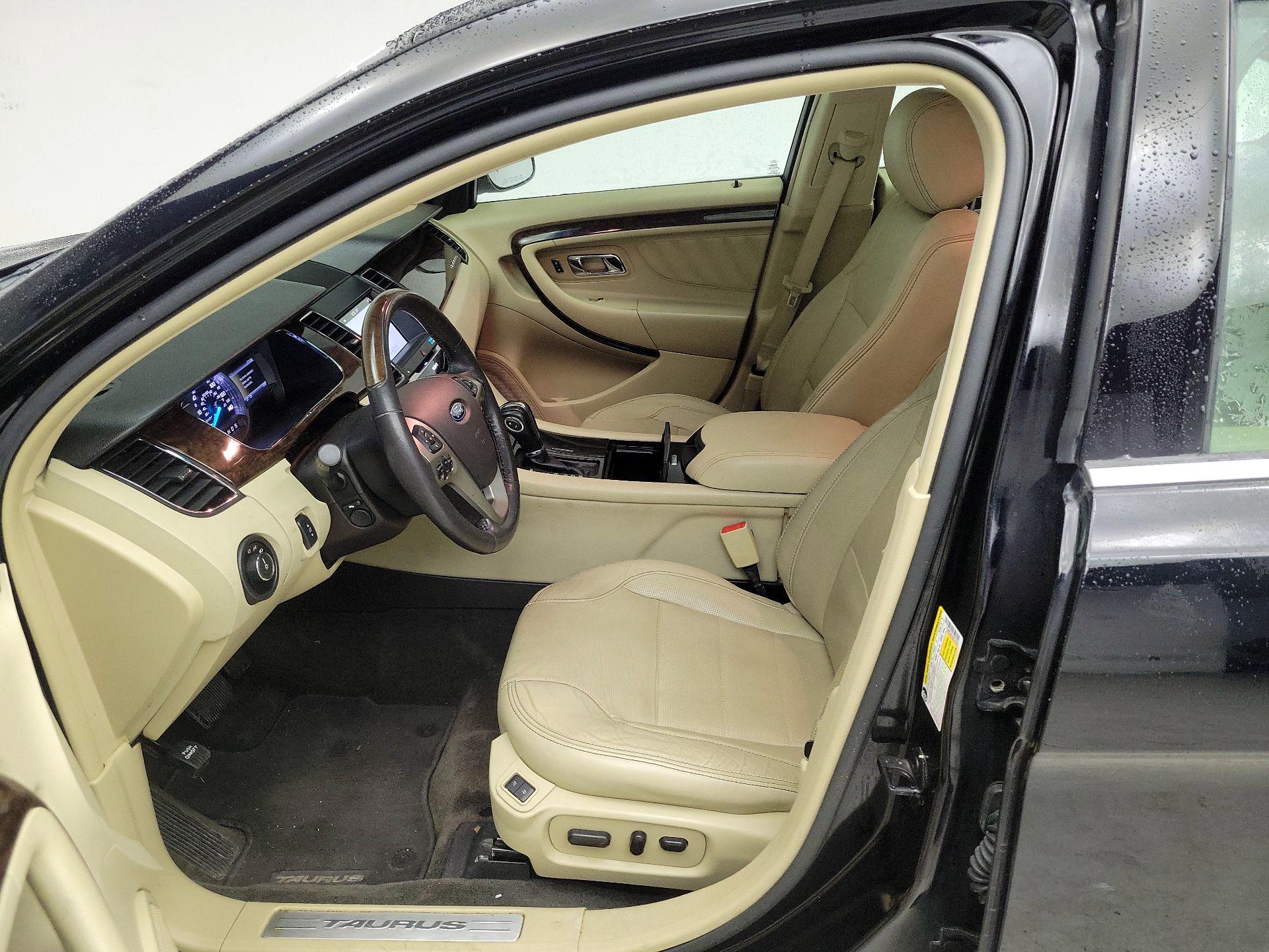 Thumbnail: 2018 Ford Taurus - 11