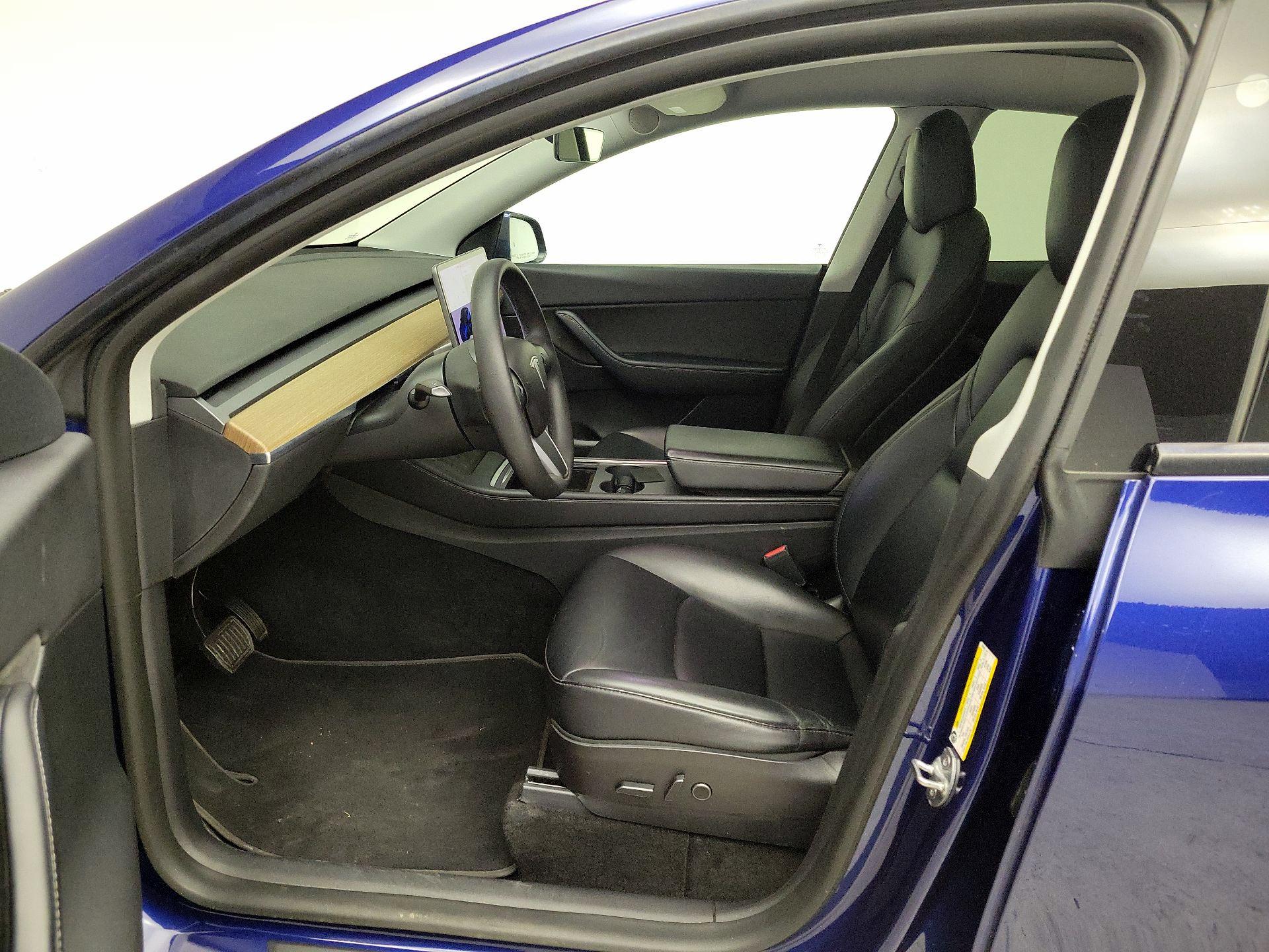 Thumbnail: 2021 Tesla Model Y - 11