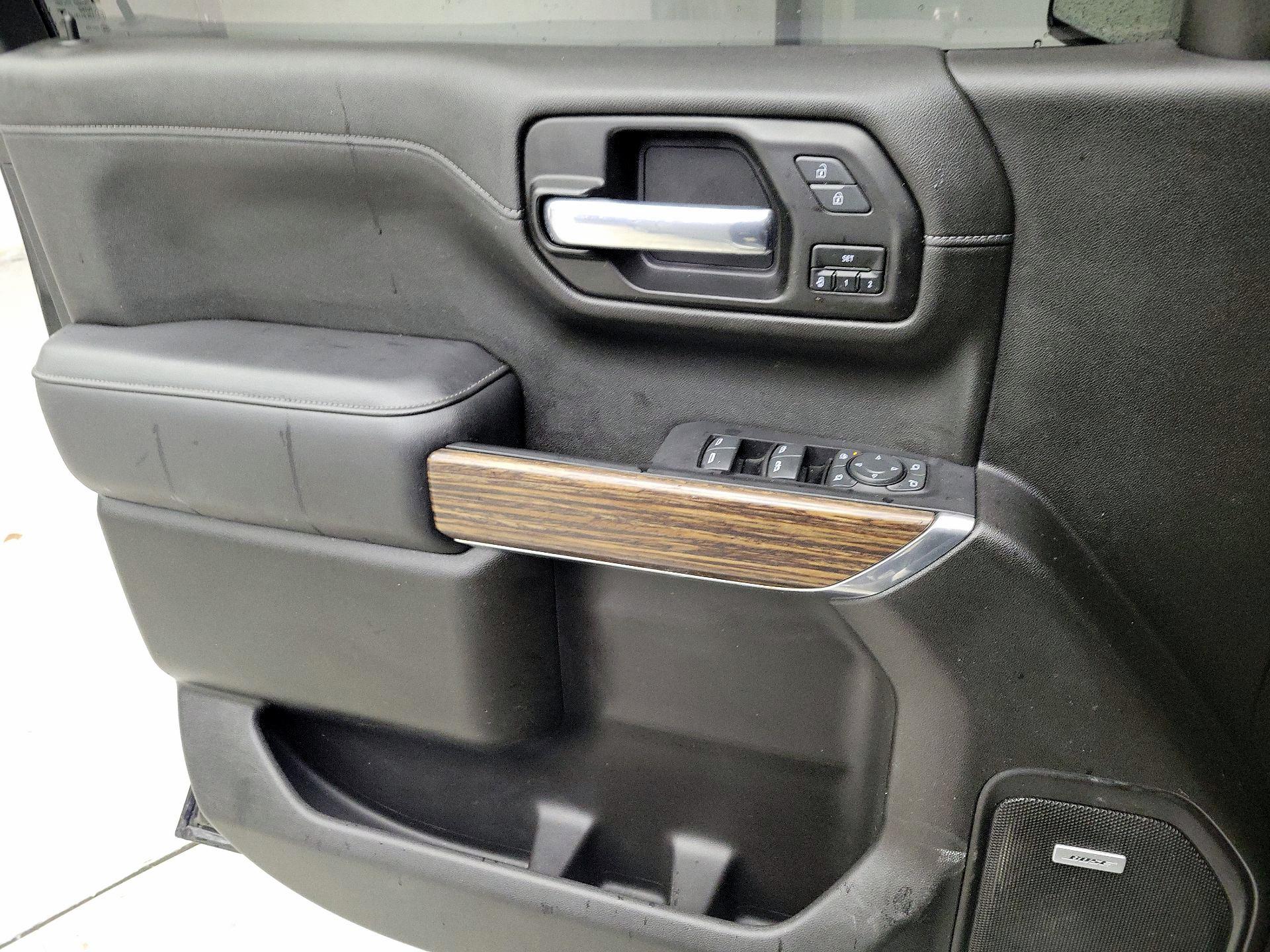 Thumbnail: 2019 Chevrolet Silverado 1500 - 12