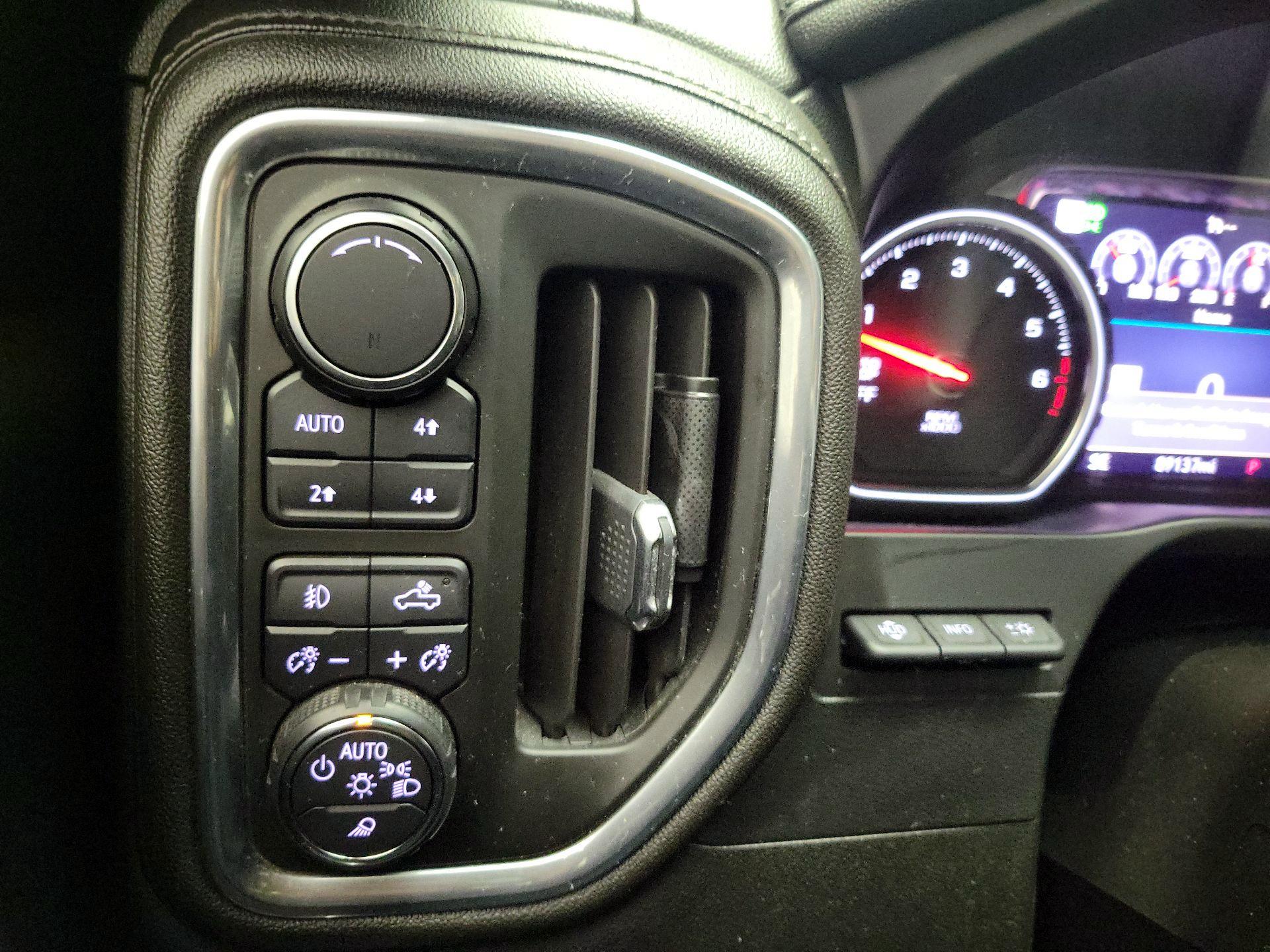 Thumbnail: 2019 Chevrolet Silverado 1500 - 13