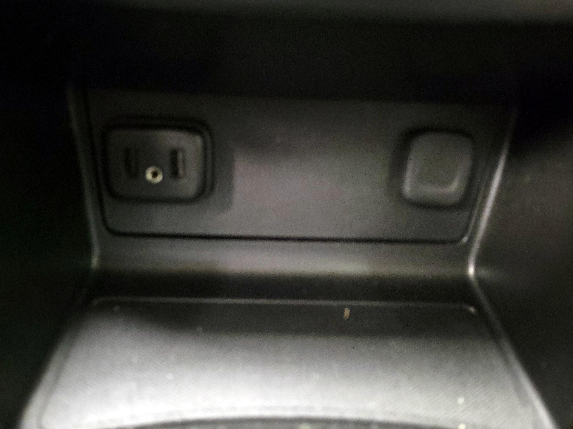 Thumbnail: 2021 GMC Canyon - 18