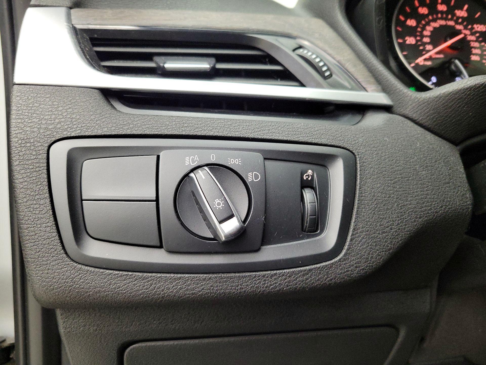 Thumbnail: 2017 BMW X1 - 13