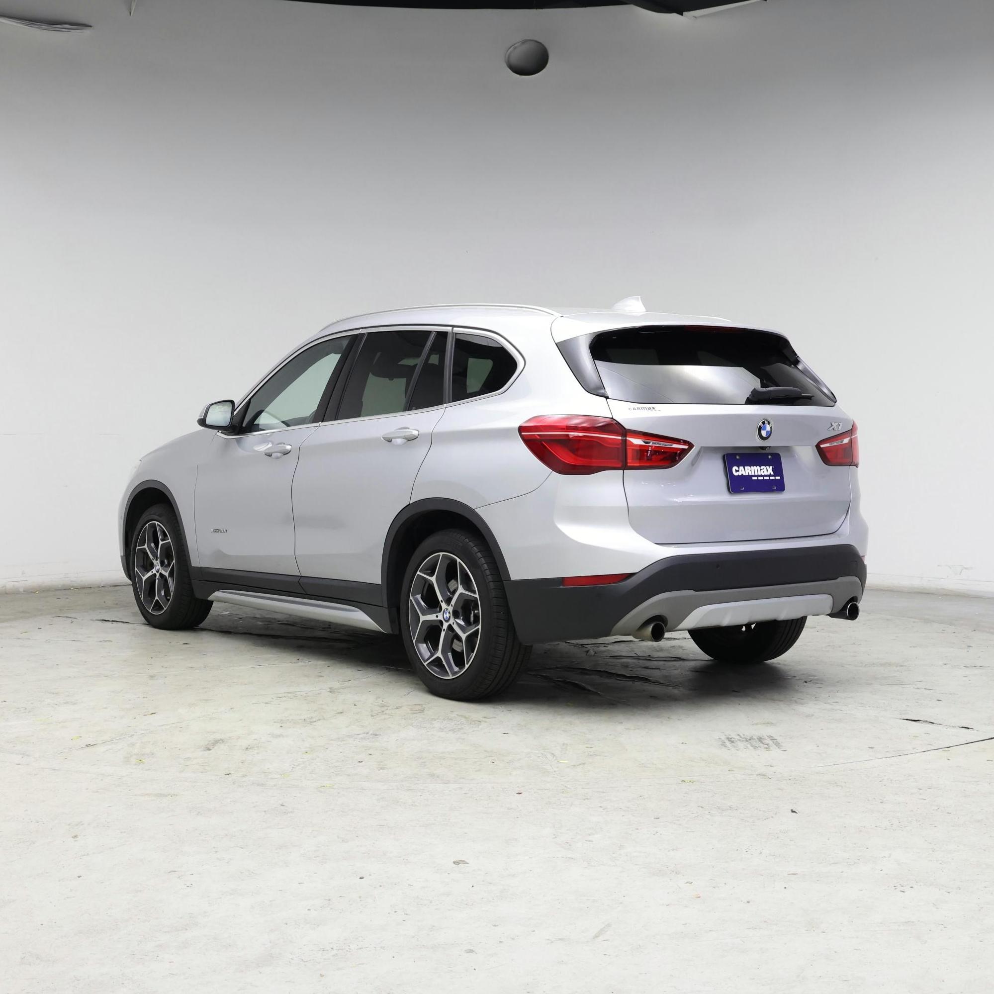 Thumbnail: 2017 BMW X1 - 2