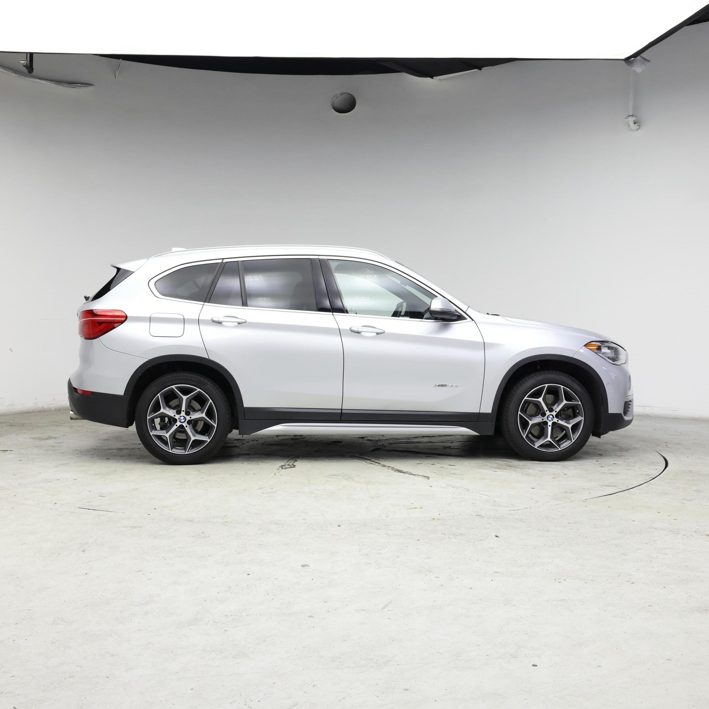 Thumbnail: 2017 BMW X1 - 7