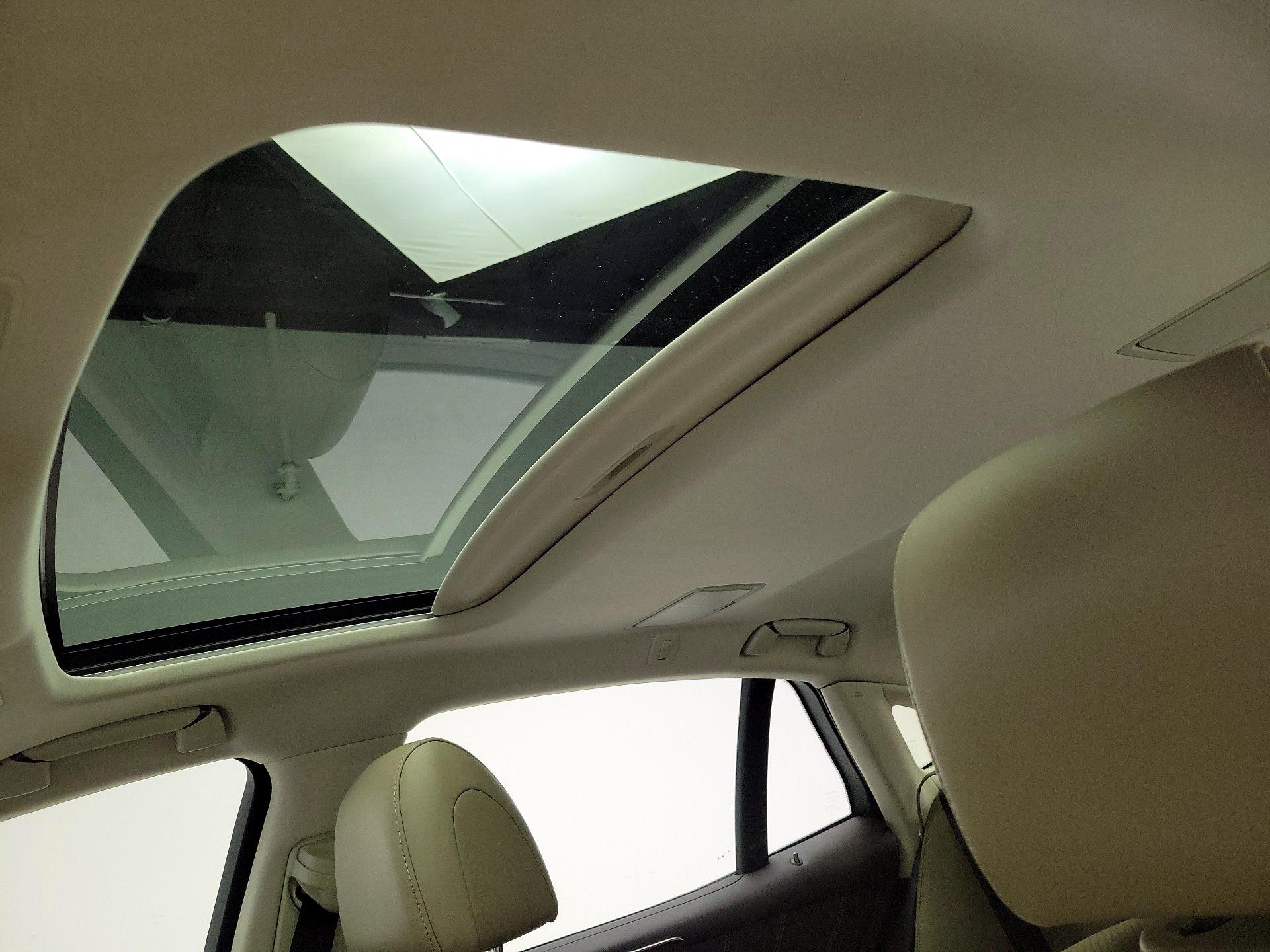 Thumbnail: 2018 Lexus LS - 20