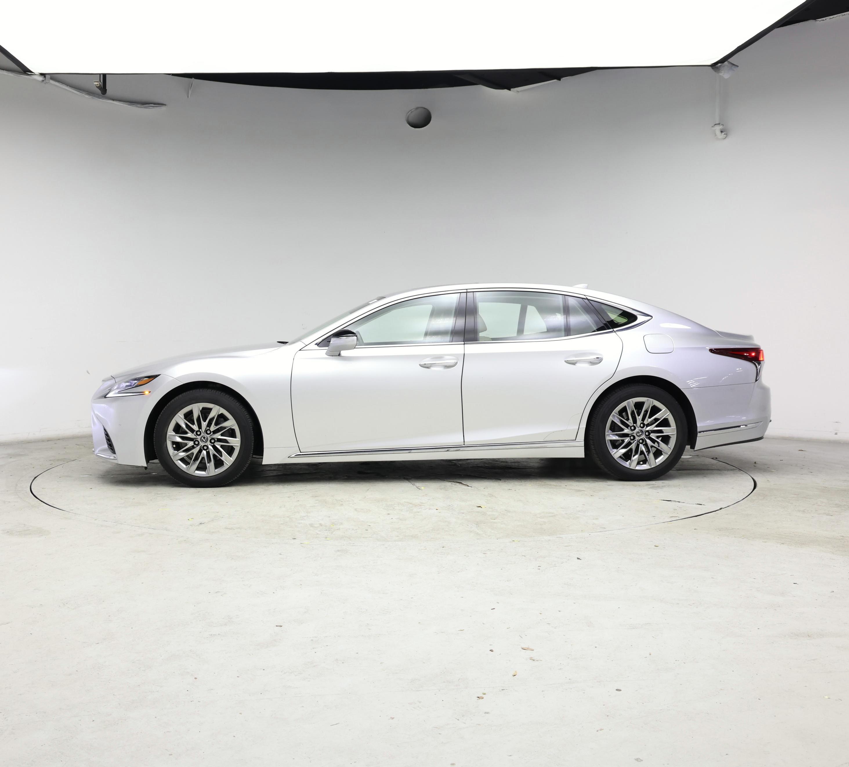 Thumbnail: 2018 Lexus LS - 3