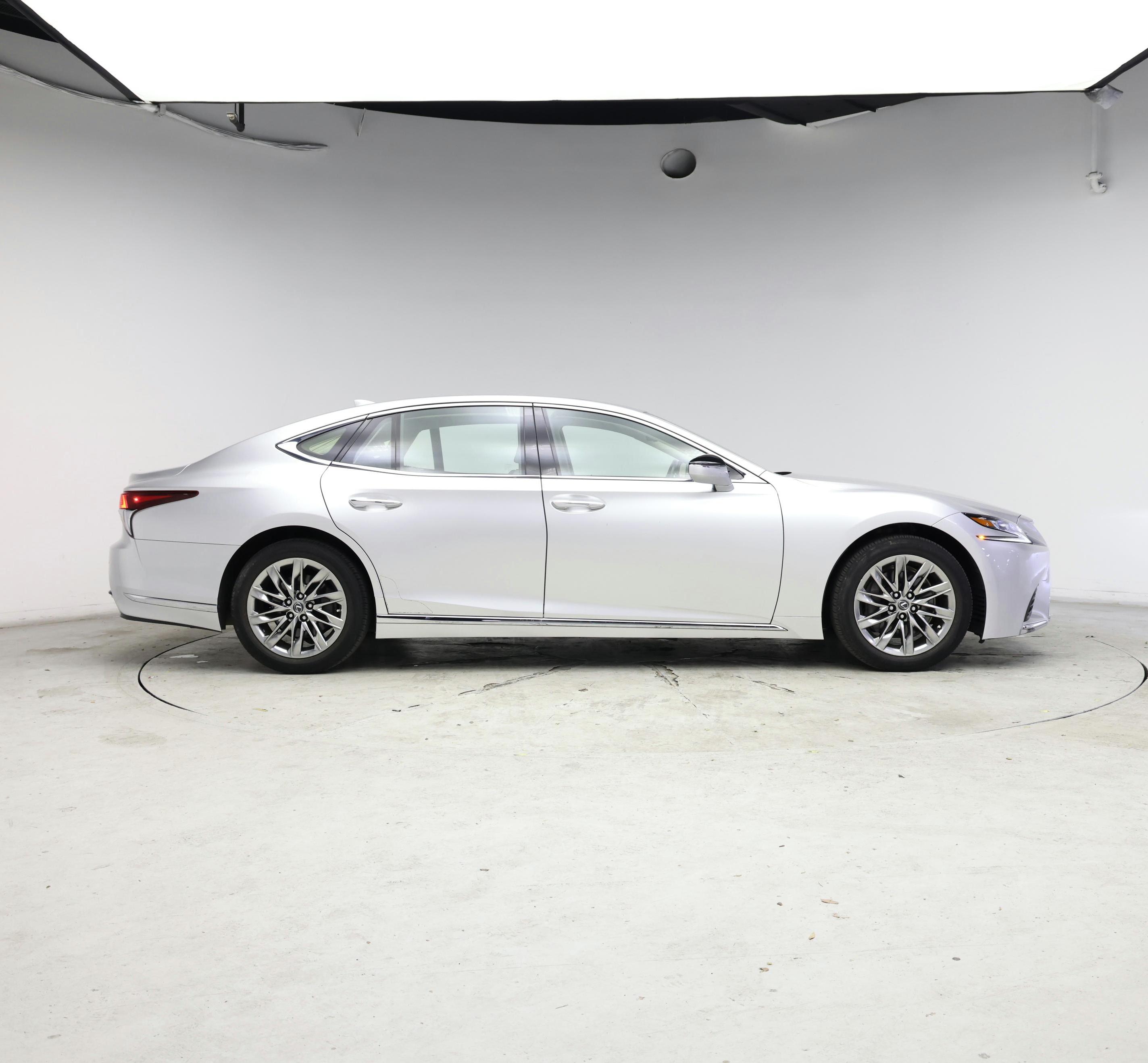 Thumbnail: 2018 Lexus LS - 7