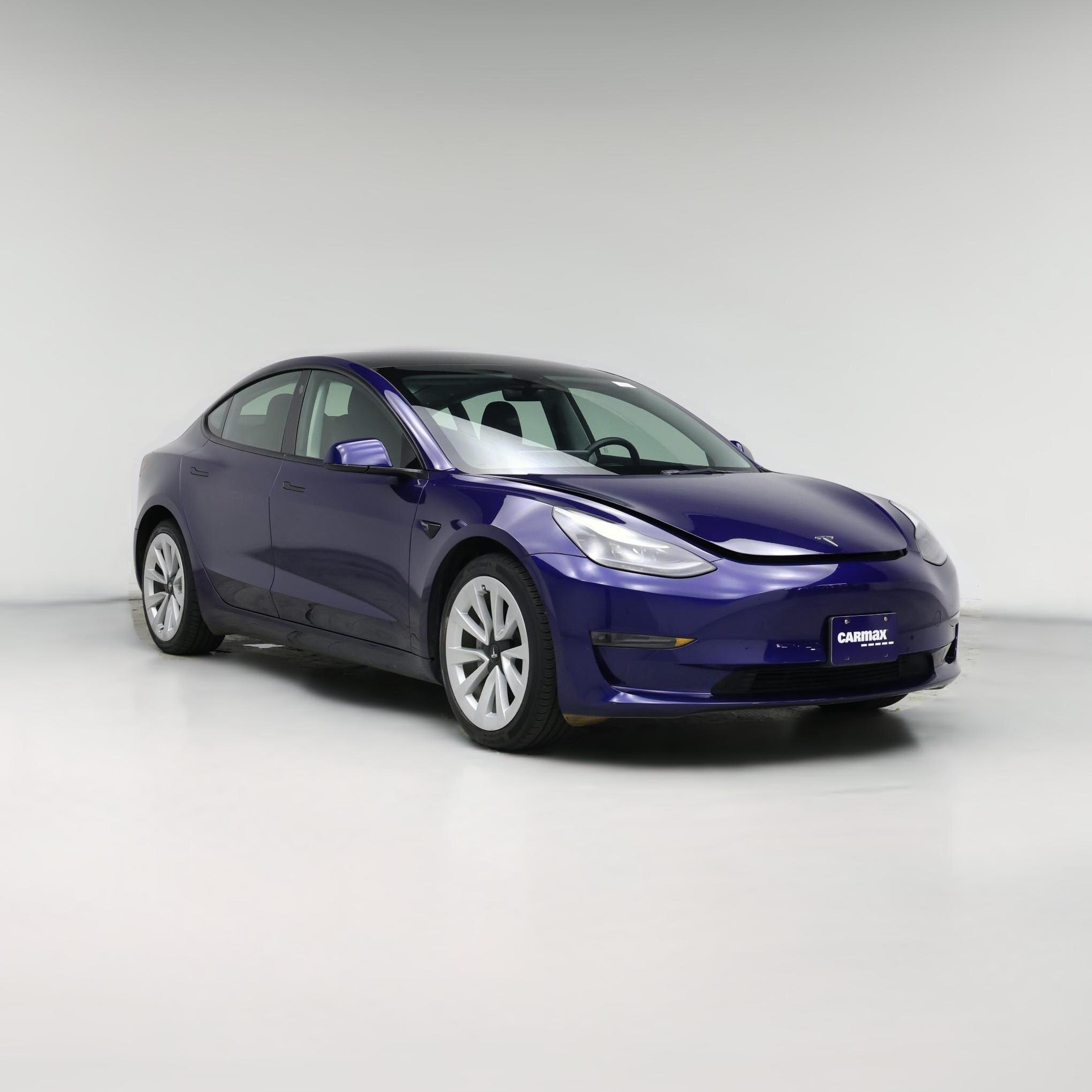 Thumbnail: 2023 Tesla Model 3 - 1