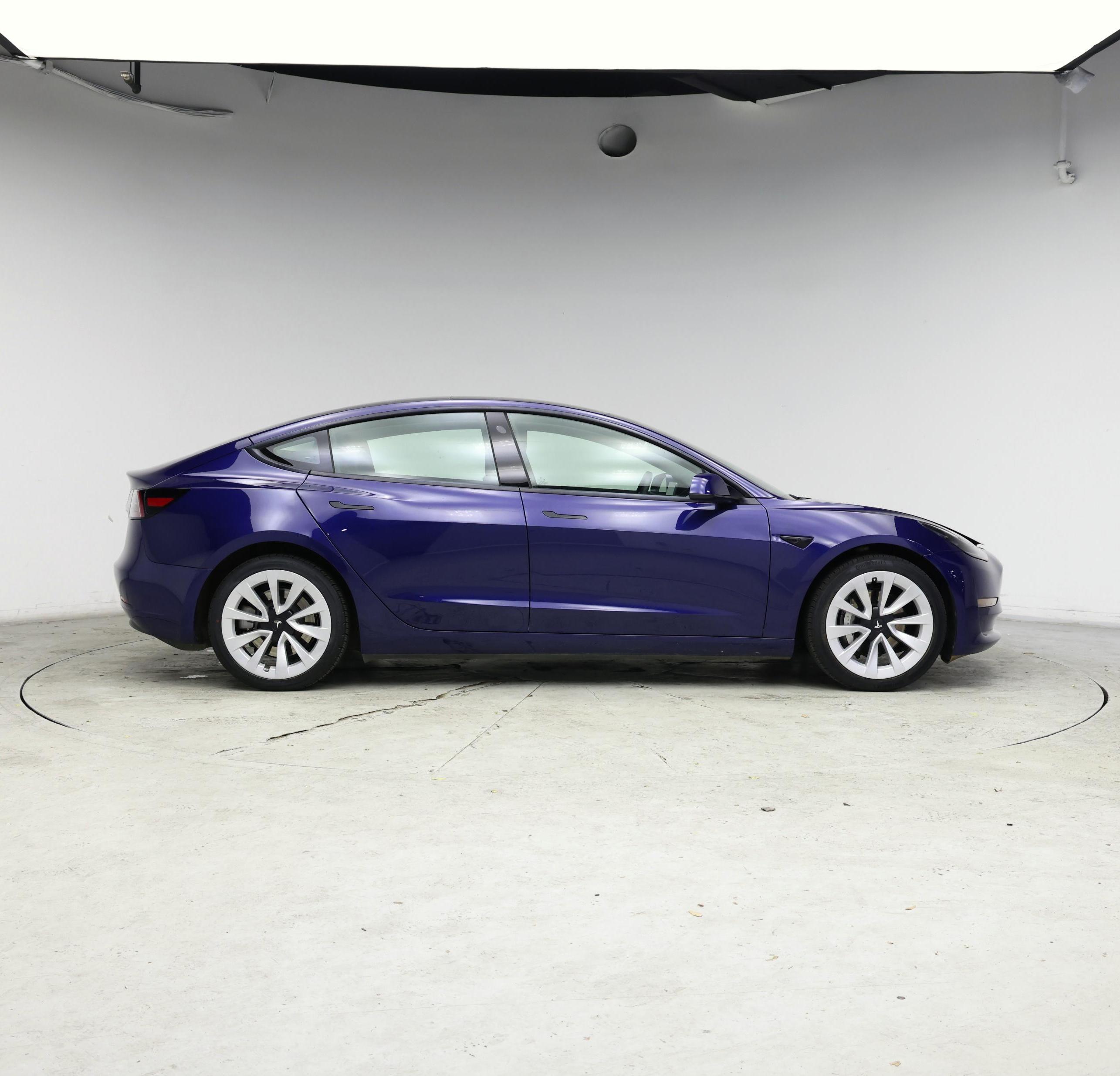 Thumbnail: 2023 Tesla Model 3 - 7