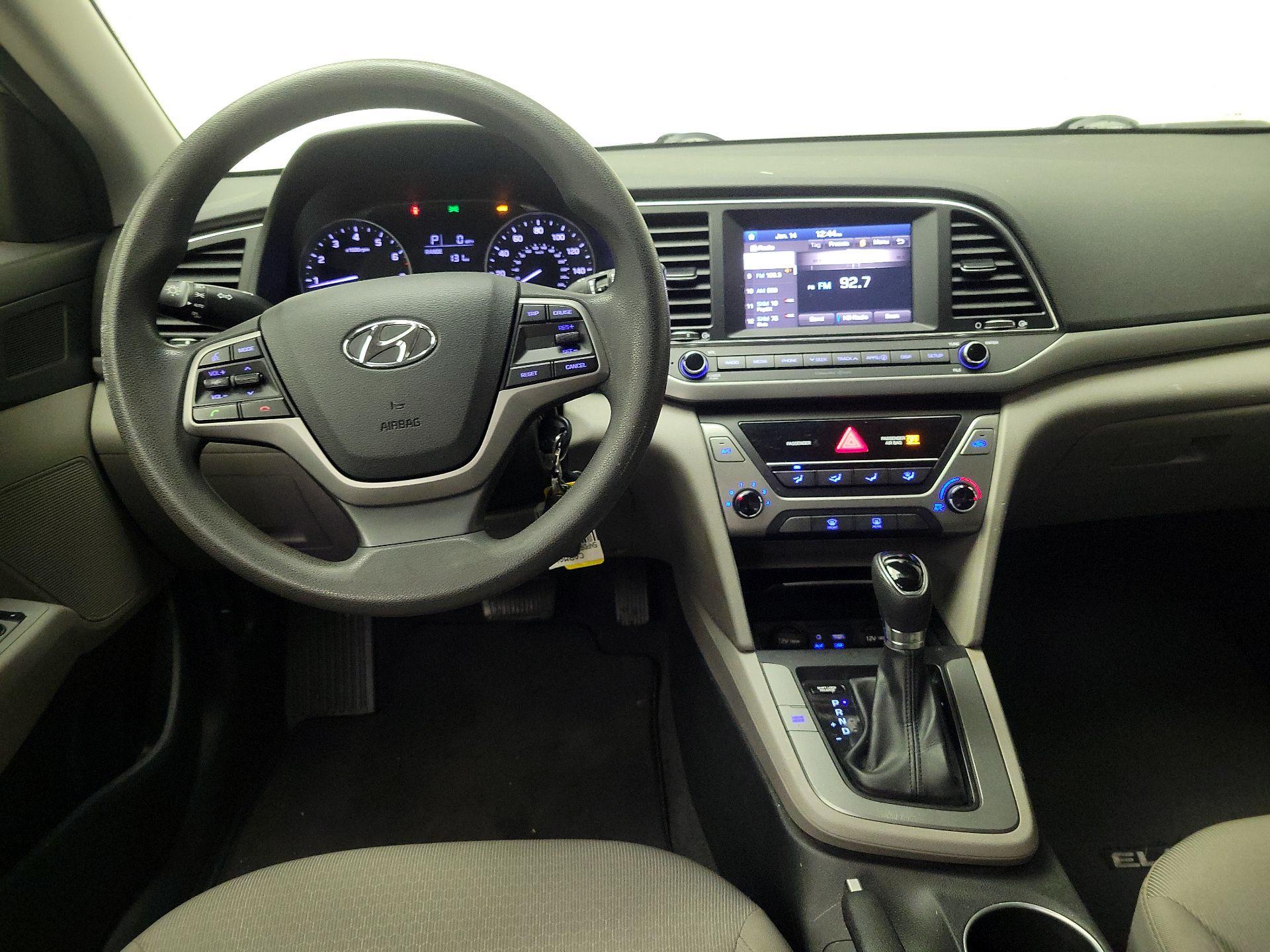 Thumbnail: 2017 Hyundai Elantra - 10