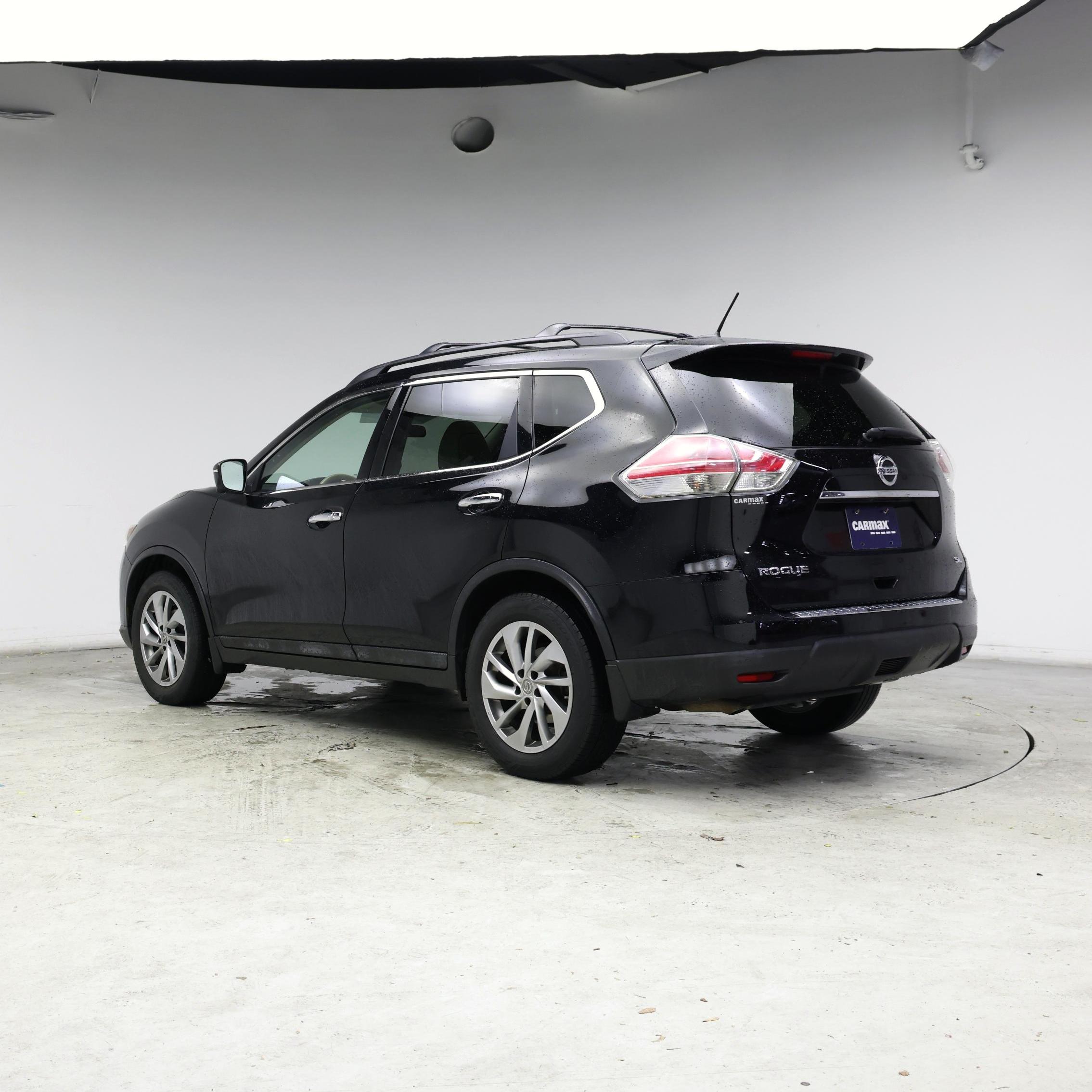 Thumbnail: 2015 Nissan Rogue - 2