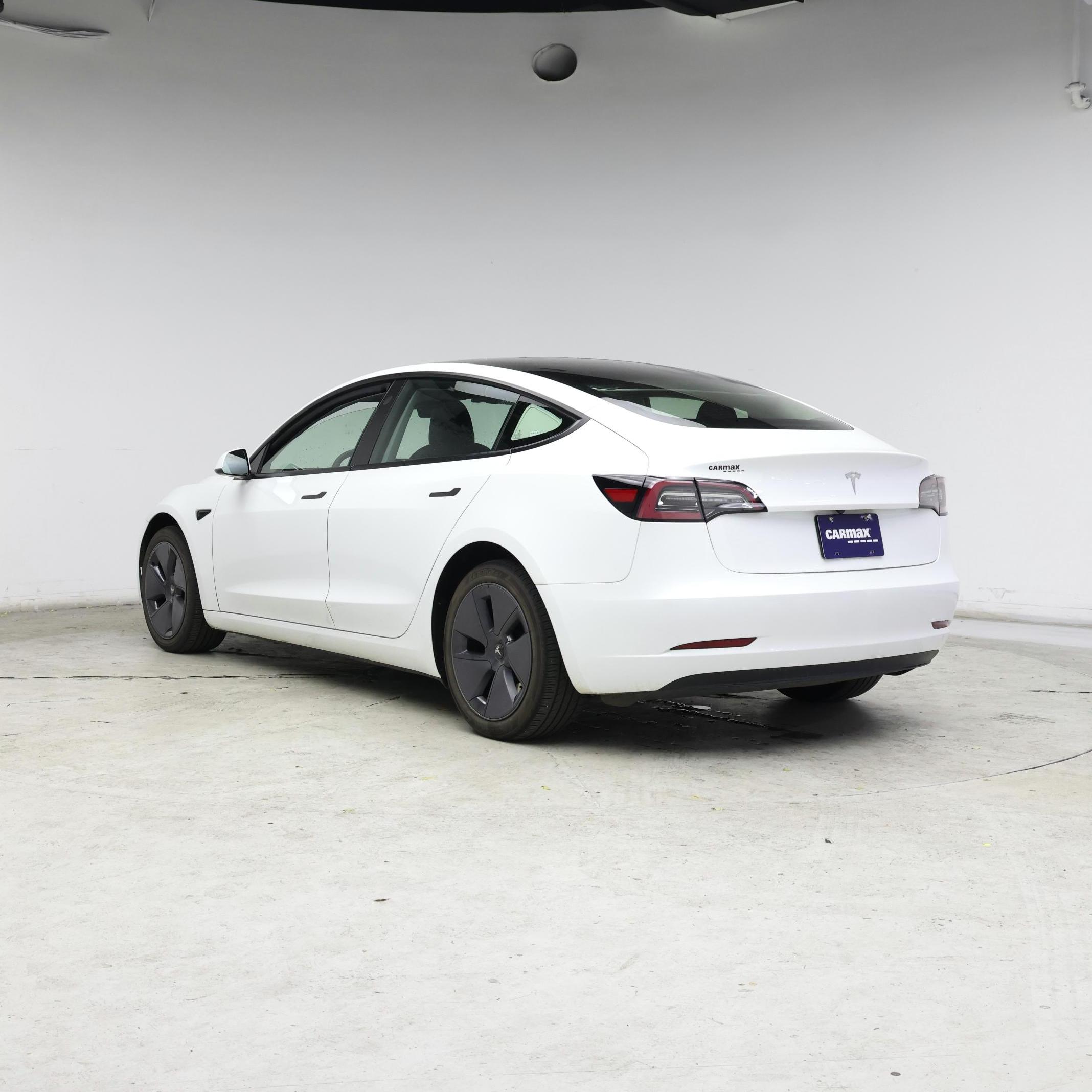 Thumbnail: 2023 Tesla Model 3 - 2