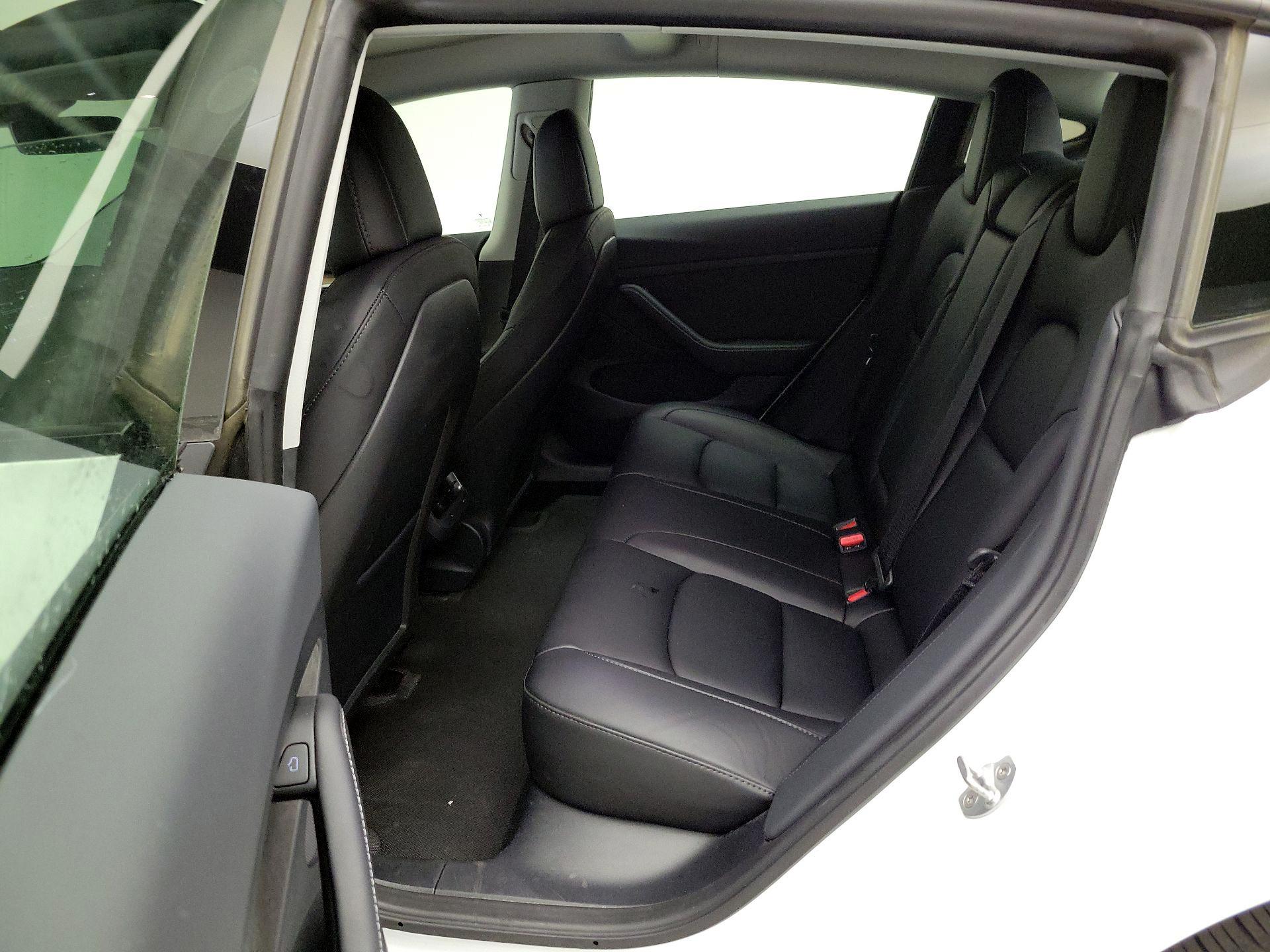 Thumbnail: 2023 Tesla Model 3 - 19