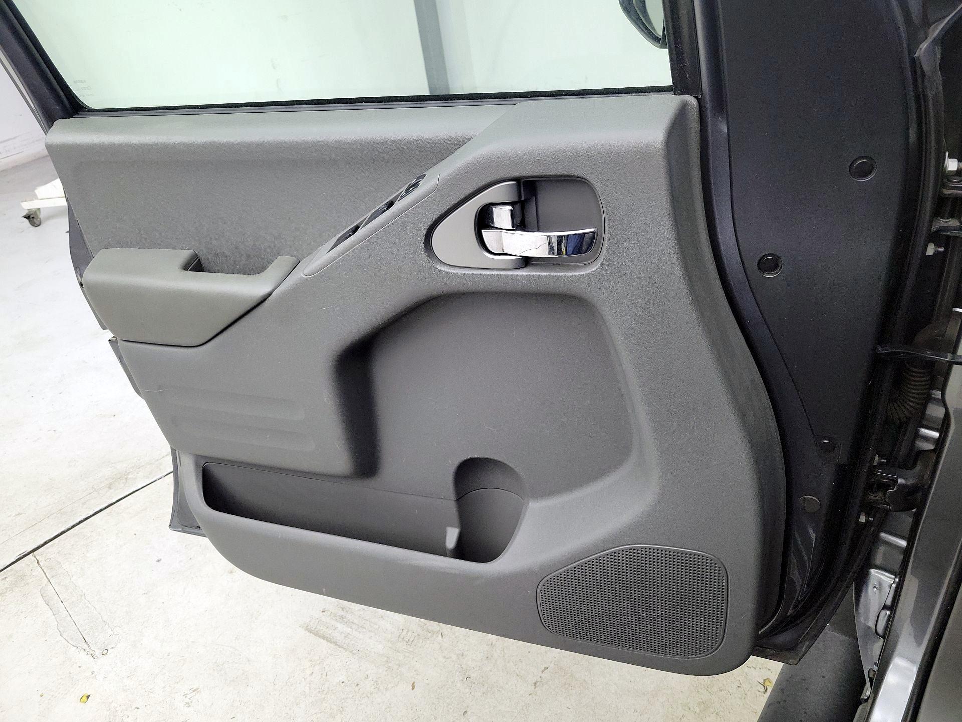 Thumbnail: 2016 Nissan Frontier - 12