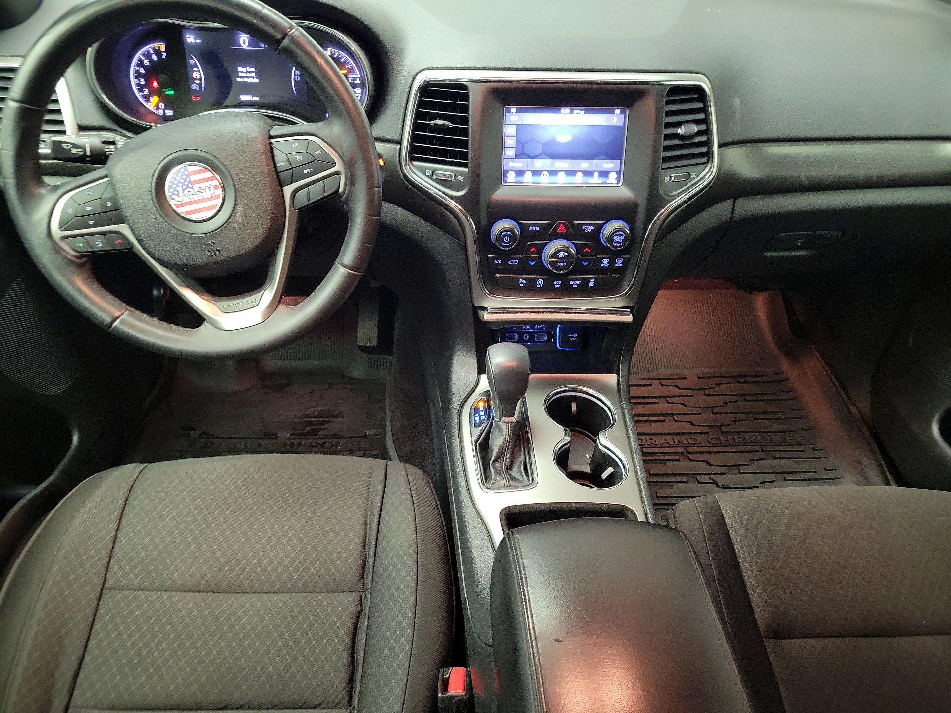 Thumbnail: 2018 Jeep Grand Cherokee - 9