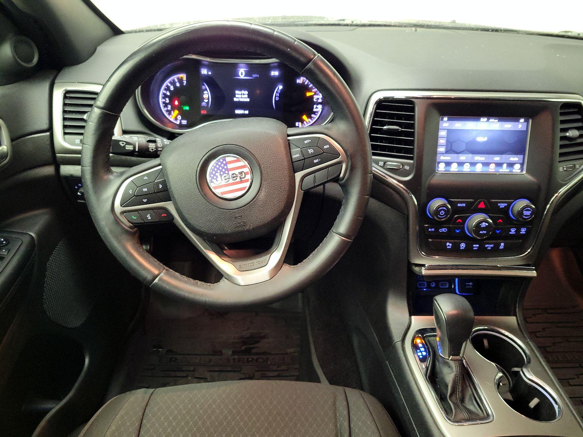 Thumbnail: 2018 Jeep Grand Cherokee - 10