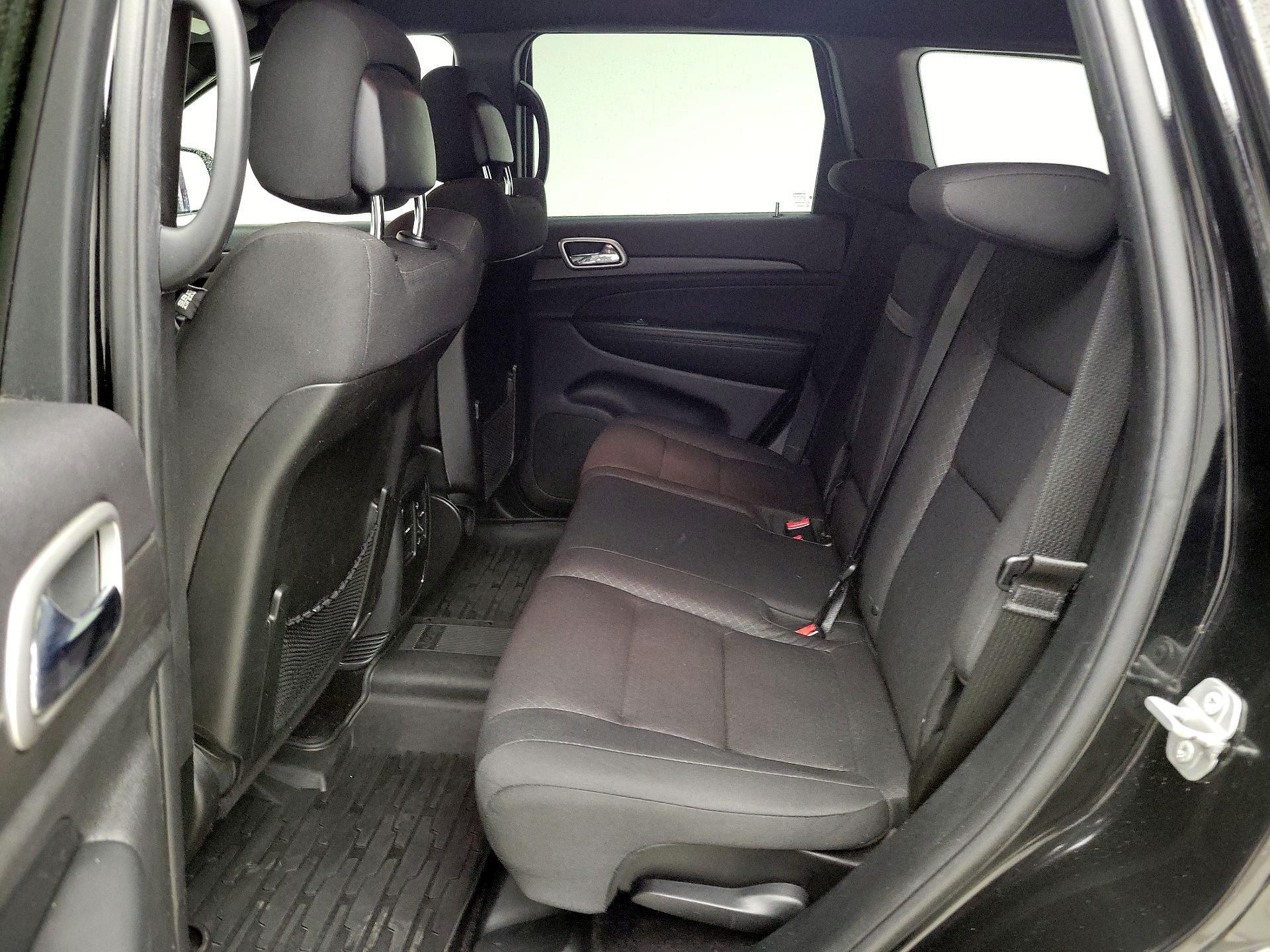 Thumbnail: 2018 Jeep Grand Cherokee - 19