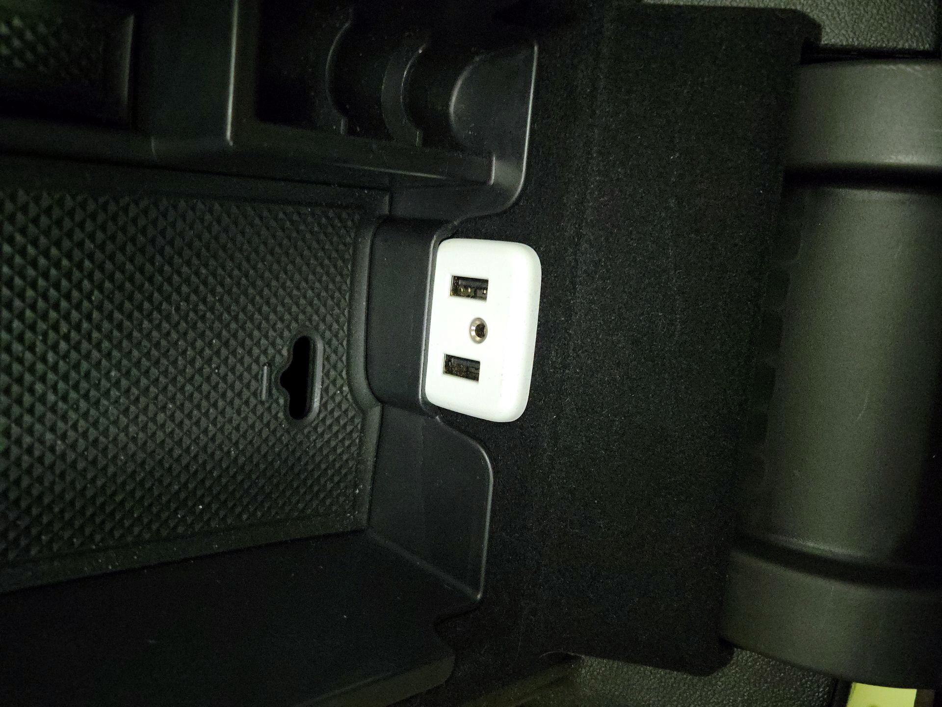 Thumbnail: 2018 Cadillac XT5 - 18