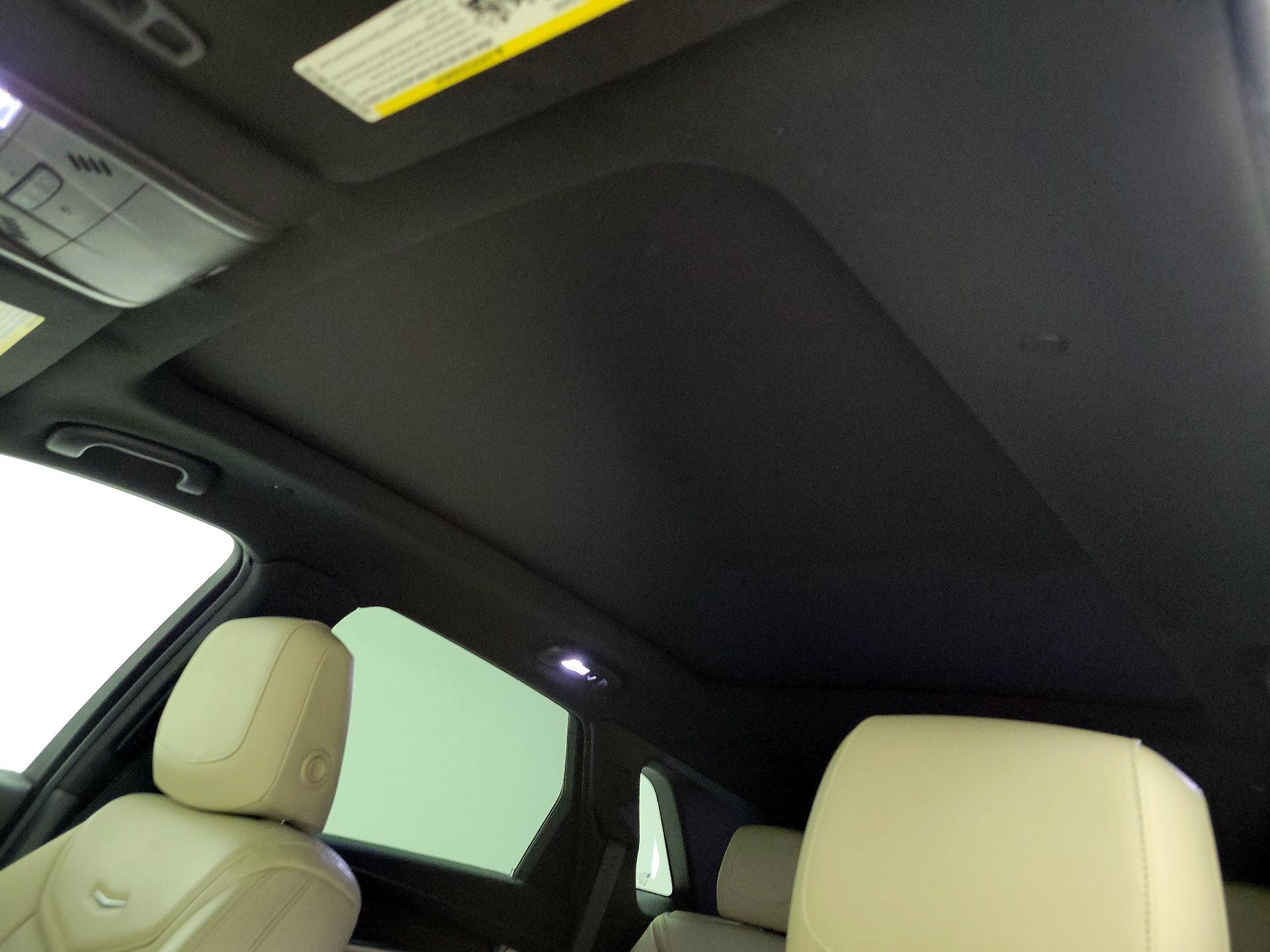 Thumbnail: 2018 Cadillac XT5 - 19