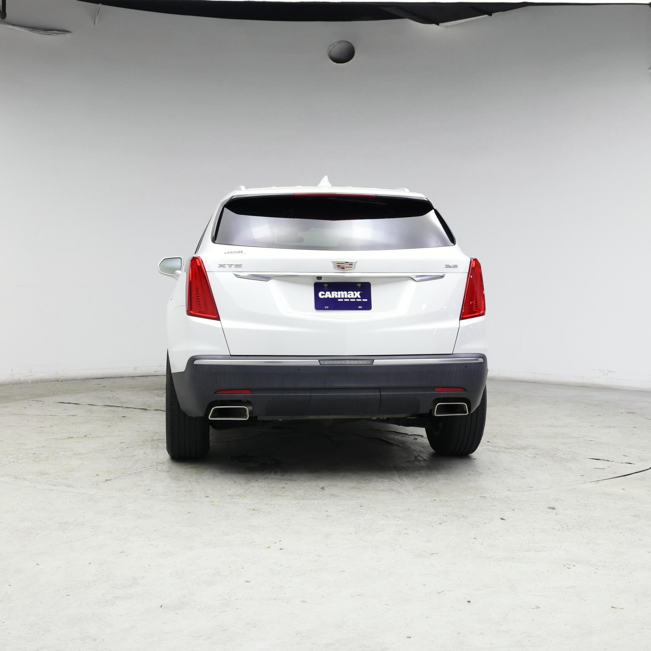 Thumbnail: 2018 Cadillac XT5 - 6