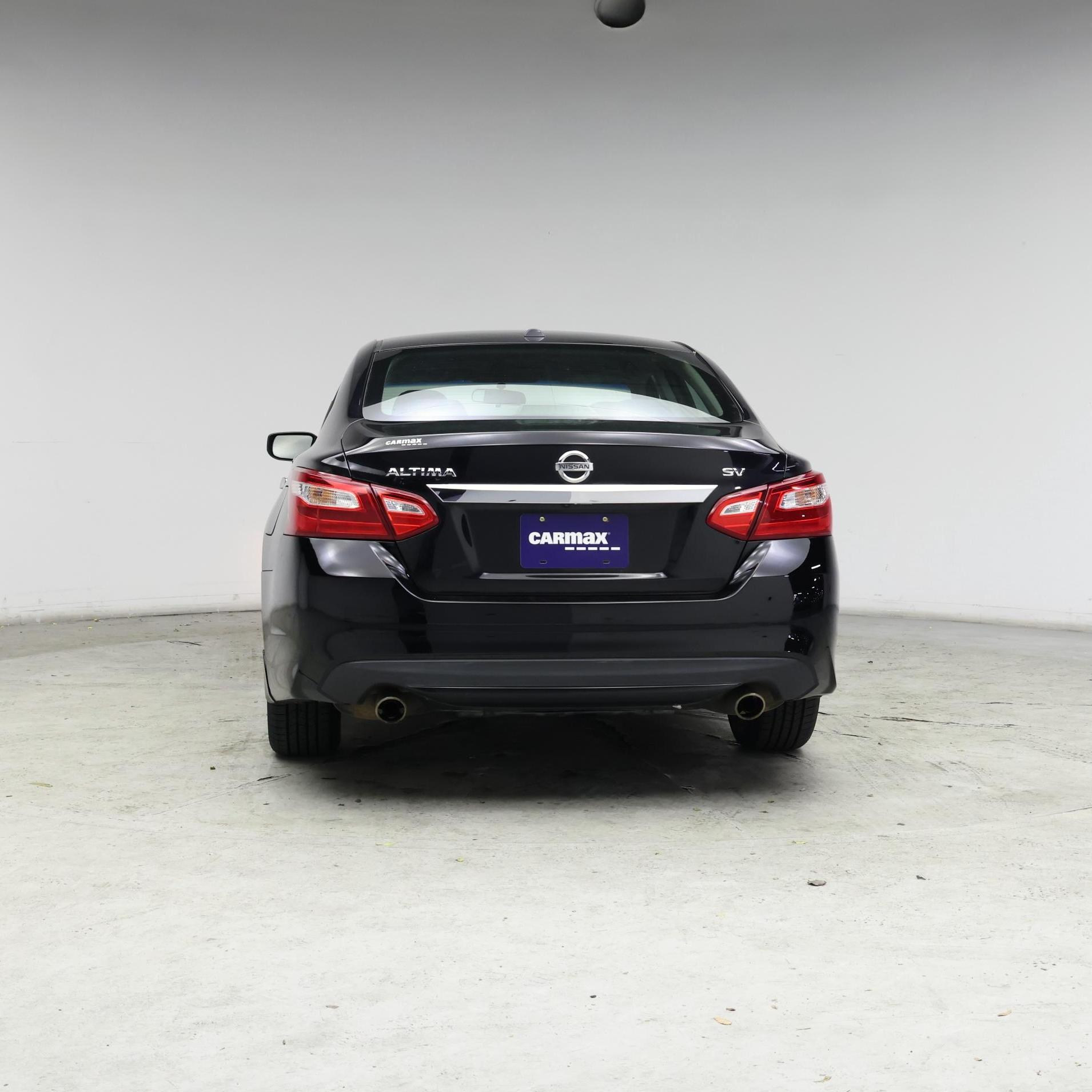 Thumbnail: 2017 Nissan Altima - 6