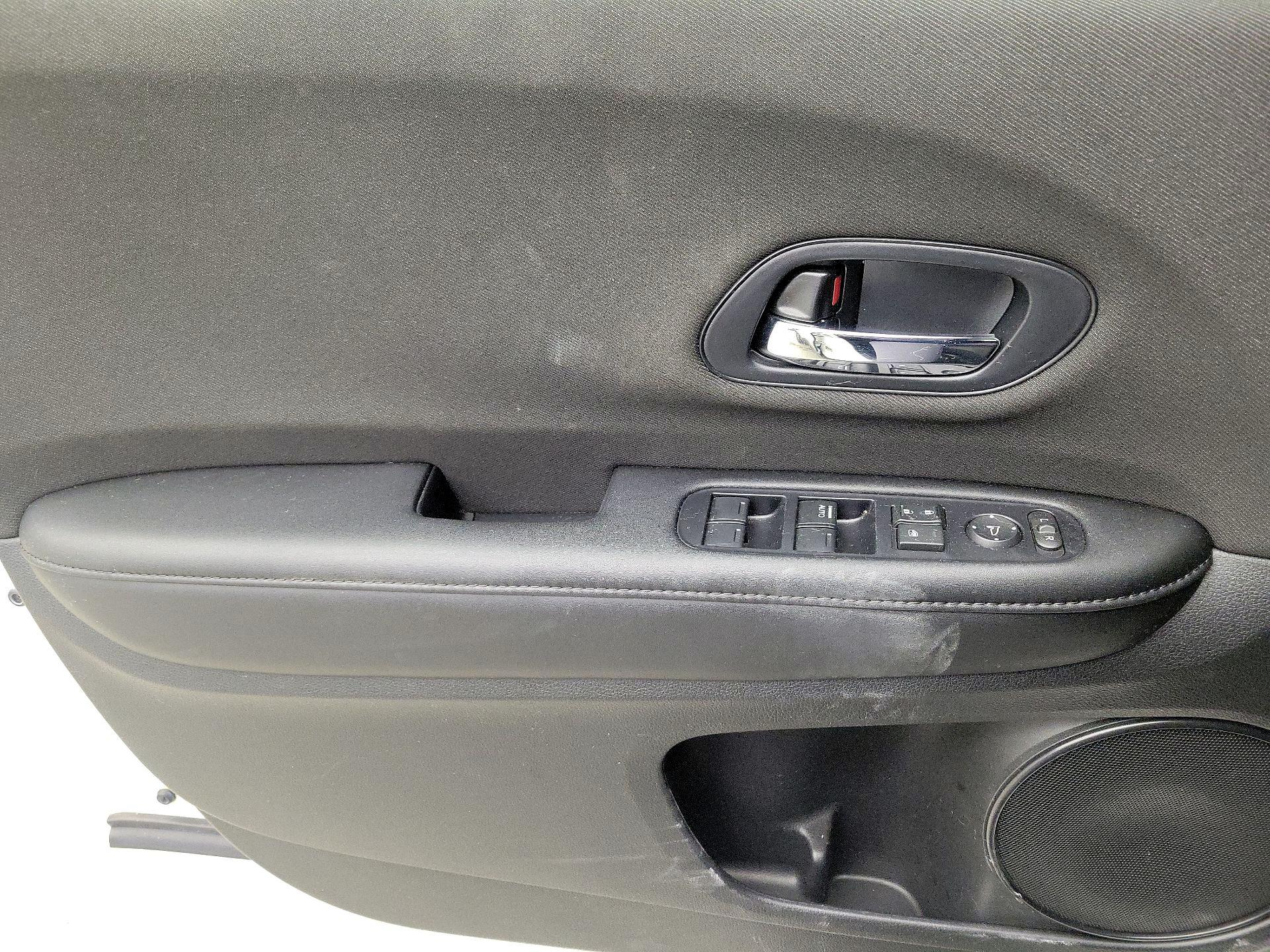 Thumbnail: 2020 Honda HR-V - 12