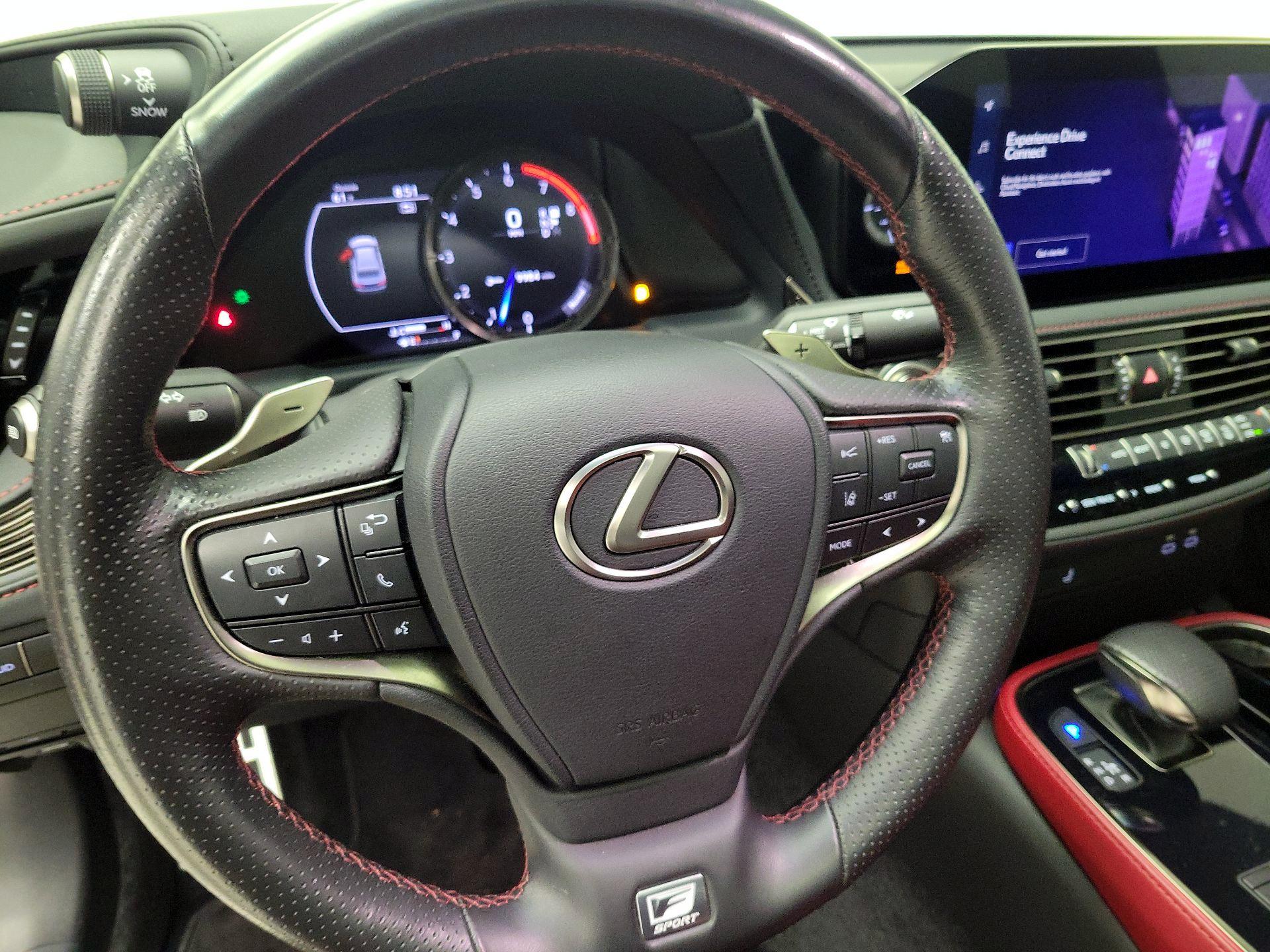 Thumbnail: 2023 Lexus LS - 10