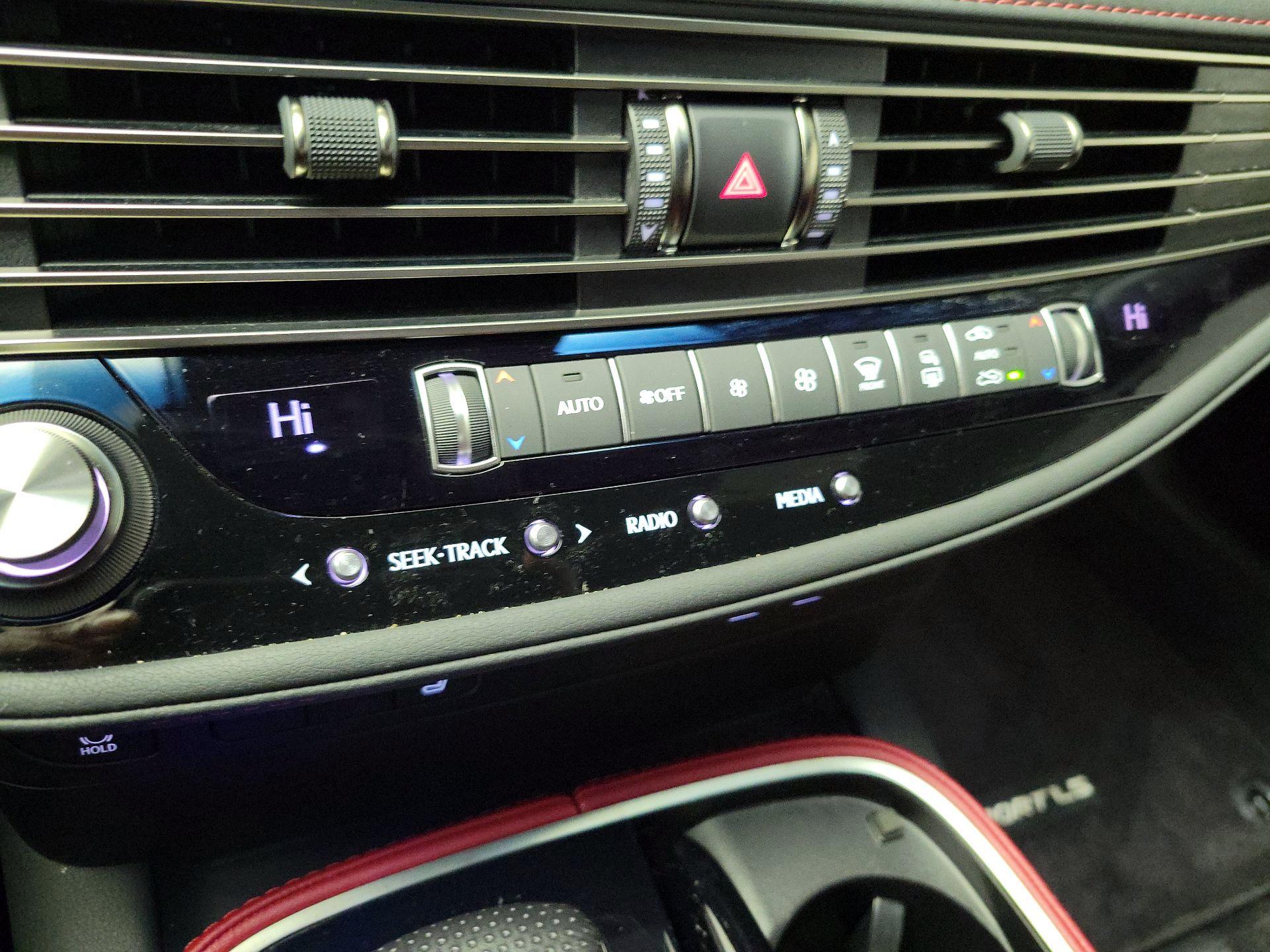 Thumbnail: 2023 Lexus LS - 15