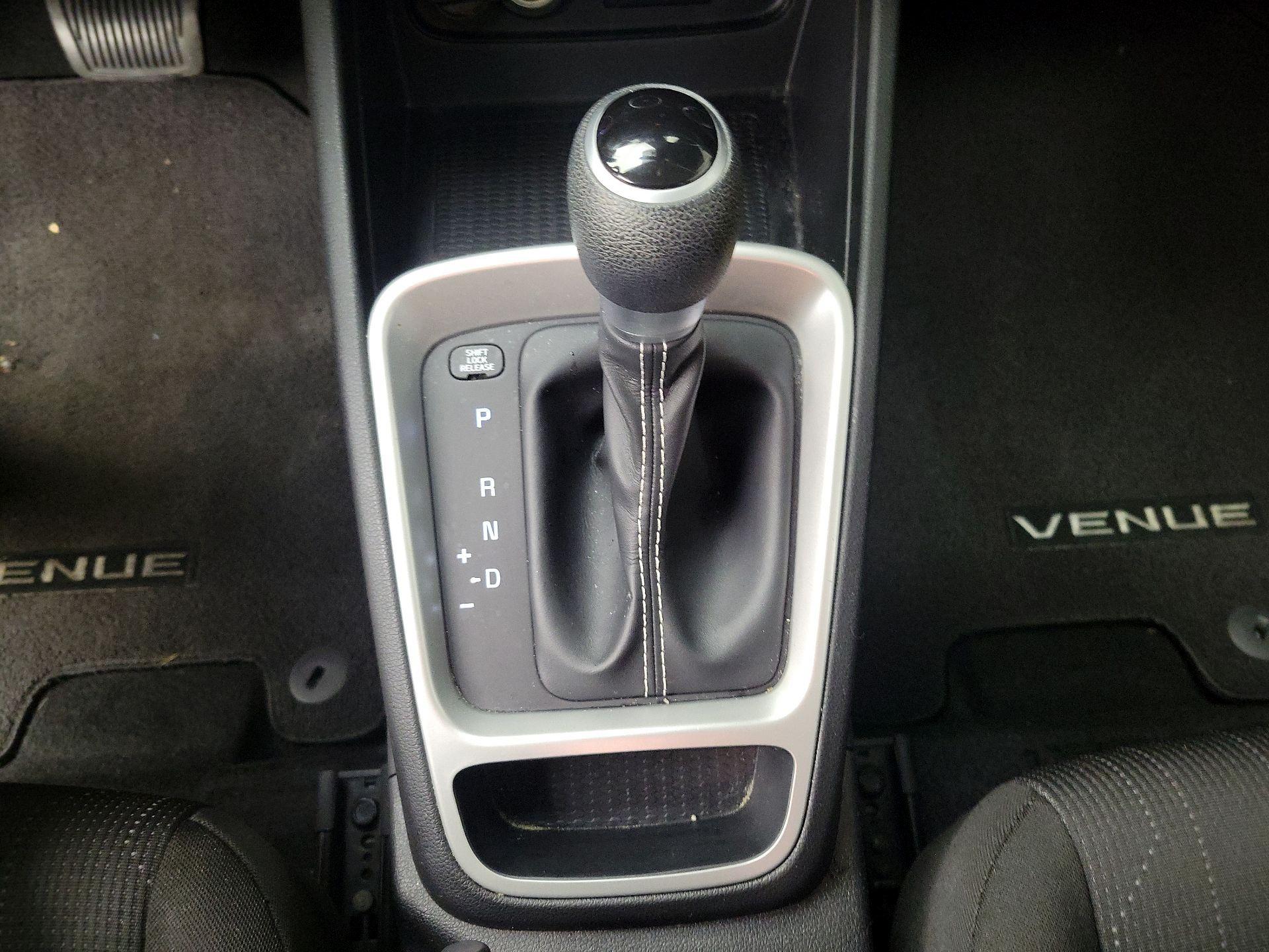 Thumbnail: 2020 Hyundai Venue - 17