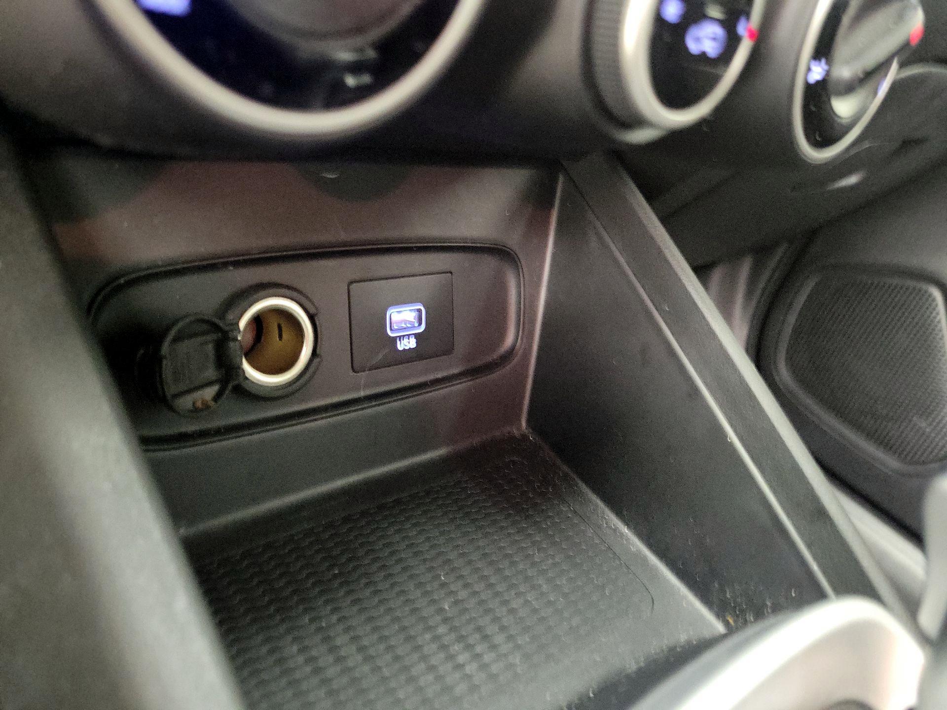 Thumbnail: 2020 Hyundai Venue - 18