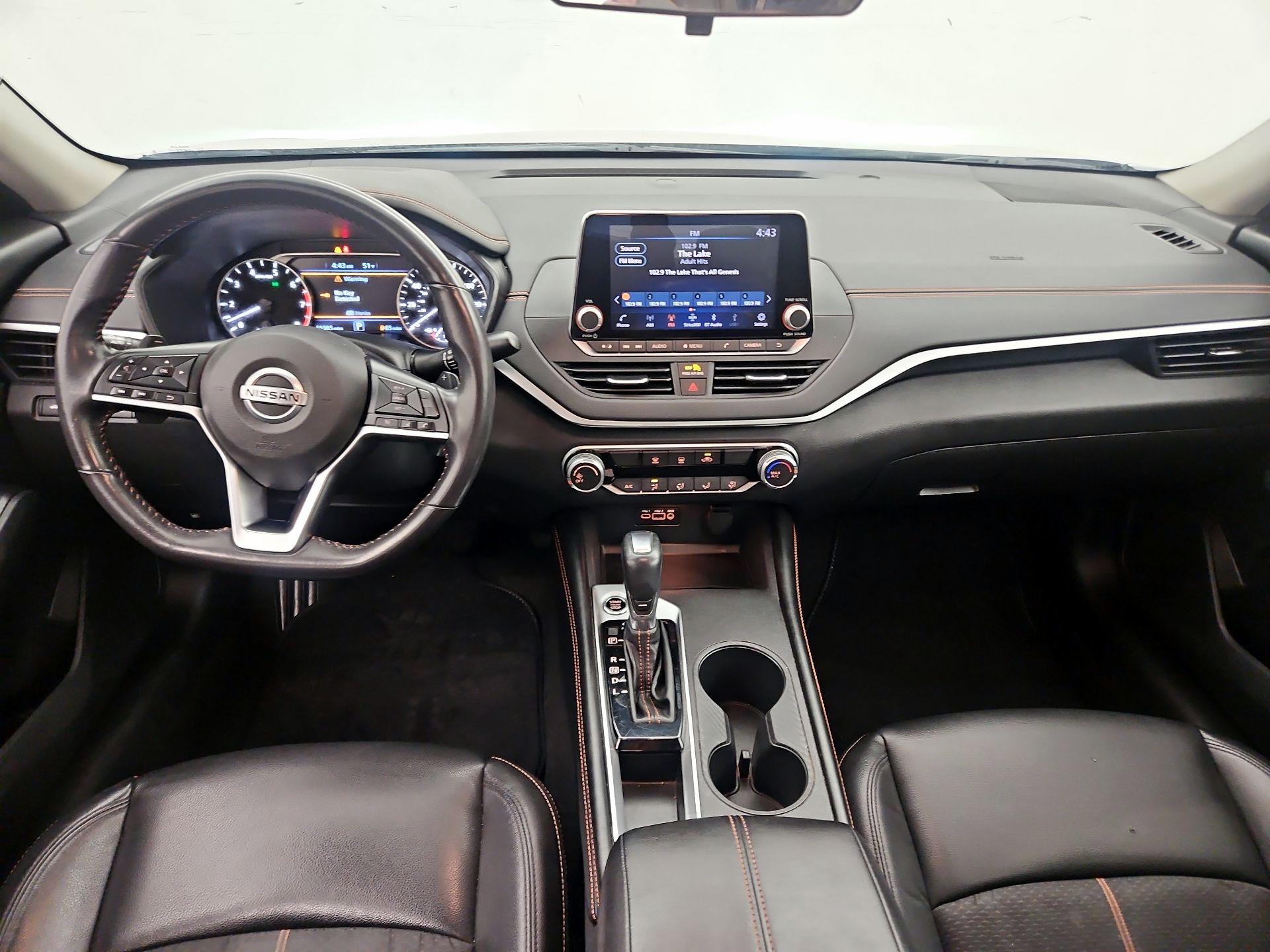 Thumbnail: 2022 Nissan Altima - 9