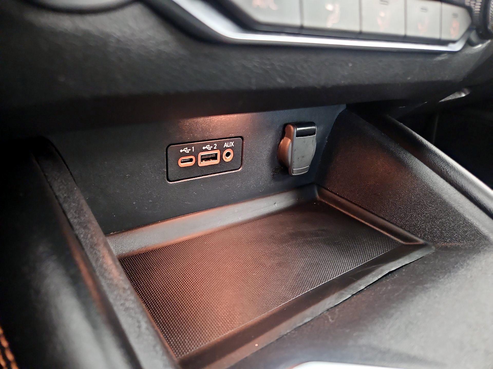 Thumbnail: 2022 Nissan Altima - 18