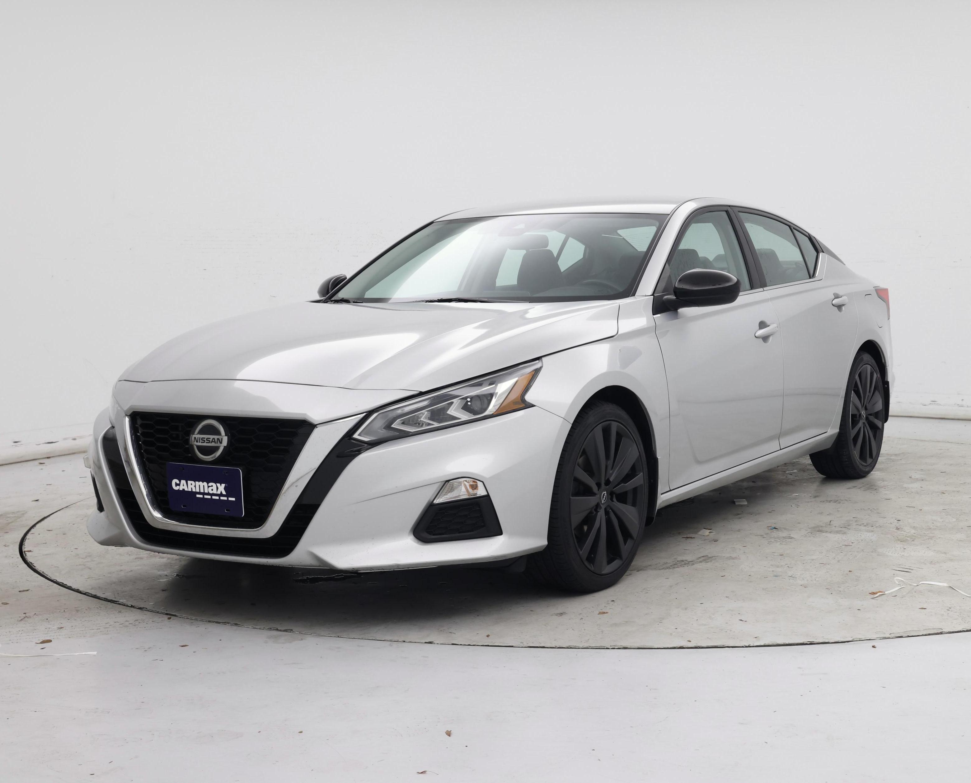 Thumbnail: 2022 Nissan Altima - 4