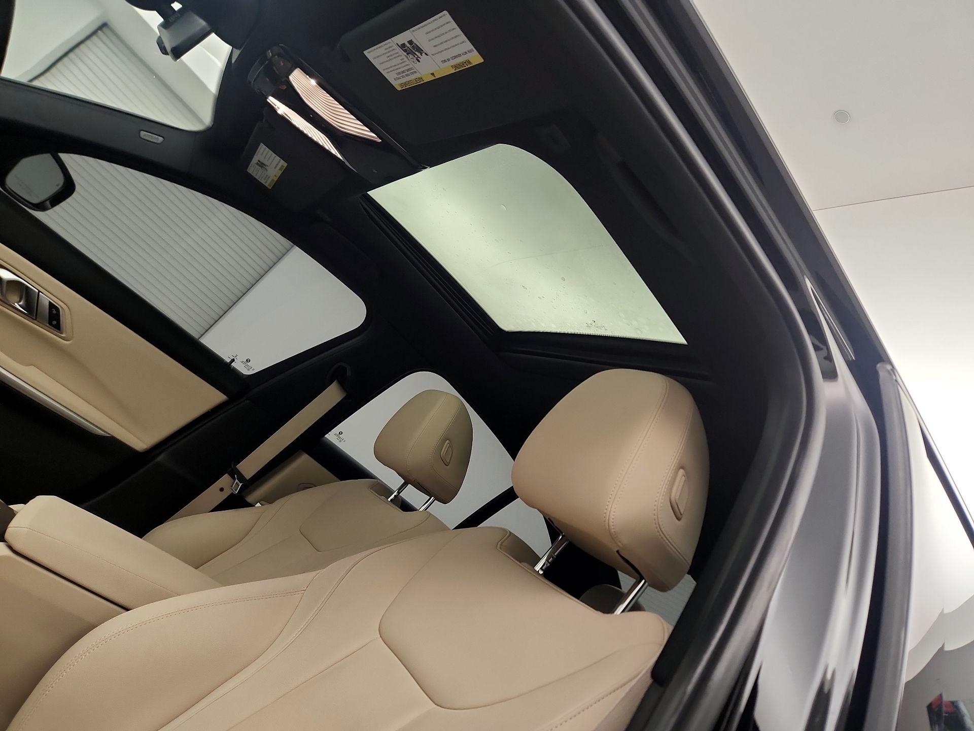 Thumbnail: 2021 BMW 3 Series - 18