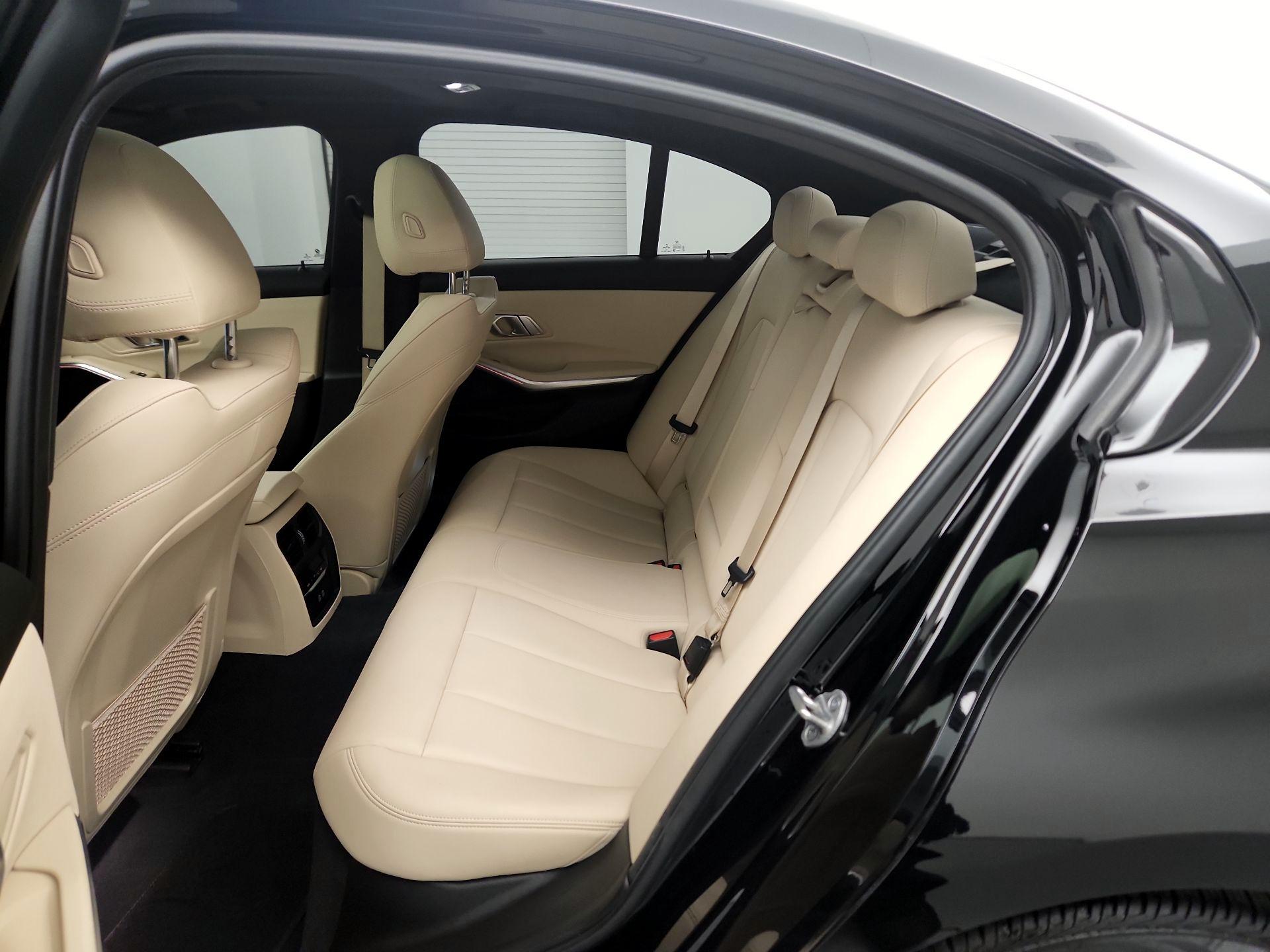 Thumbnail: 2021 BMW 3 Series - 19