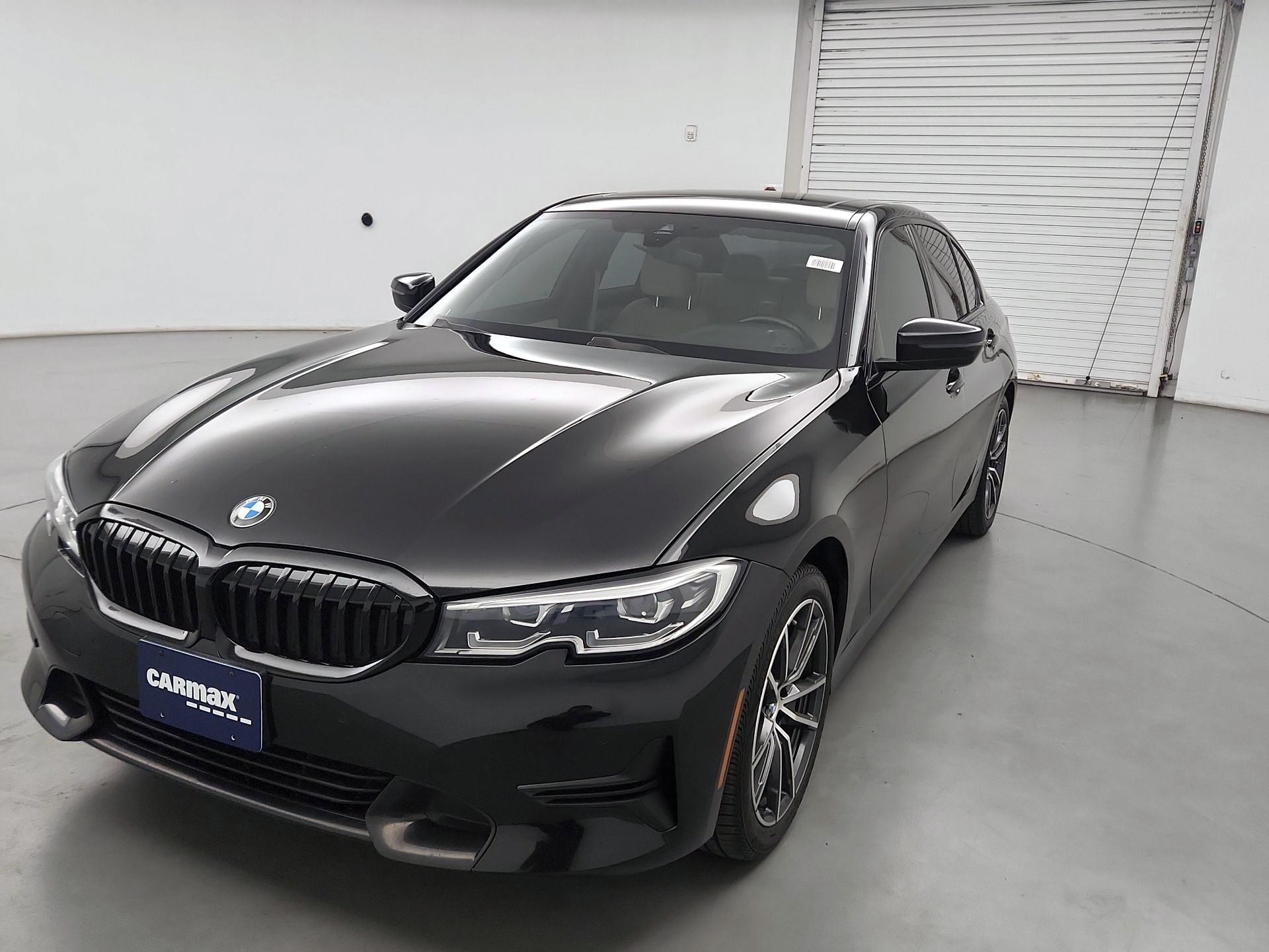 Thumbnail: 2021 BMW 3 Series - 3