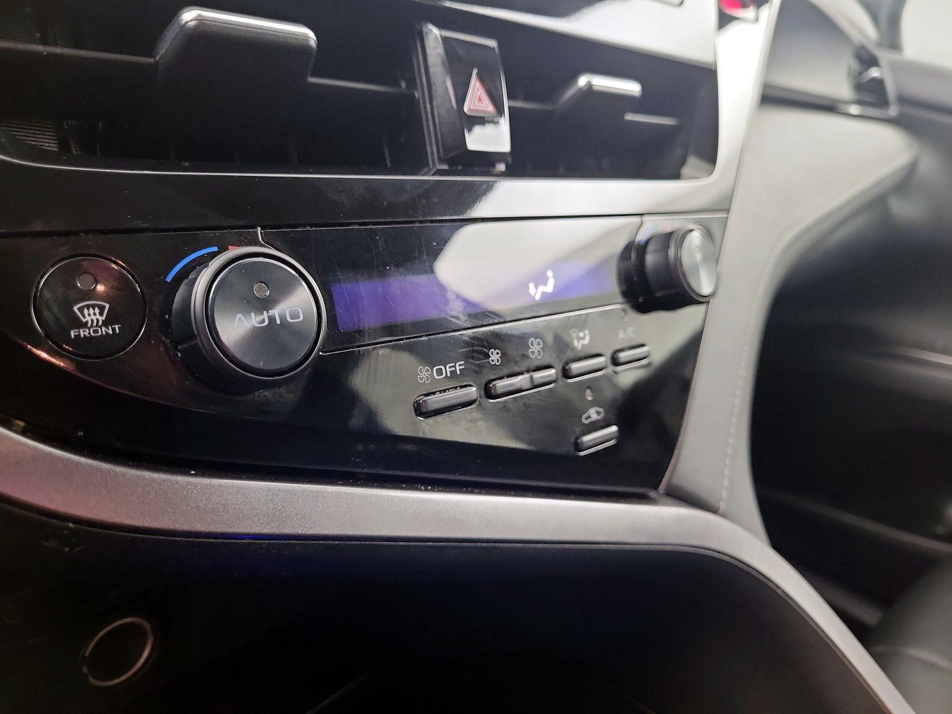 Thumbnail: 2024 Toyota Camry - 14