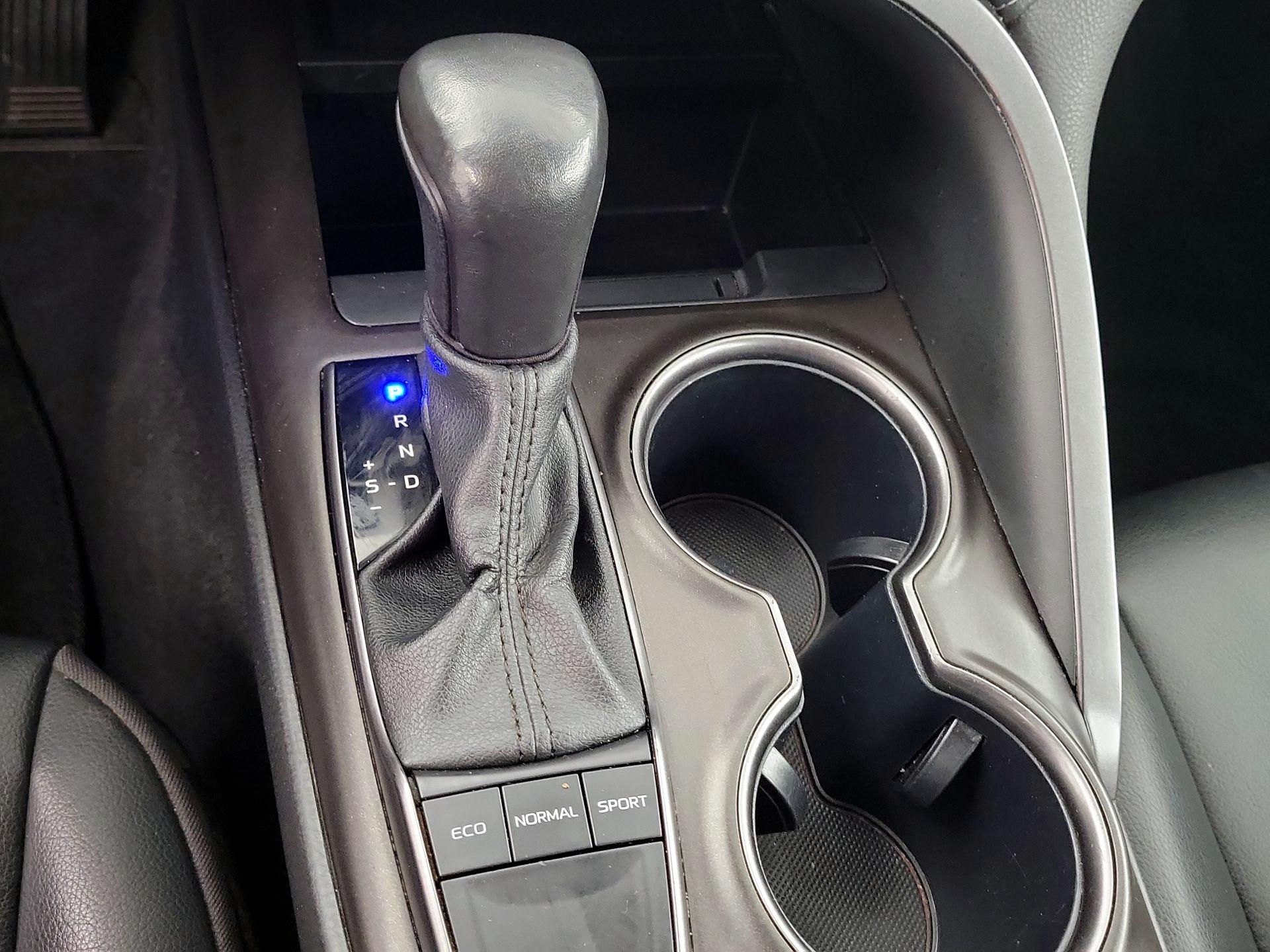 Thumbnail: 2024 Toyota Camry - 15