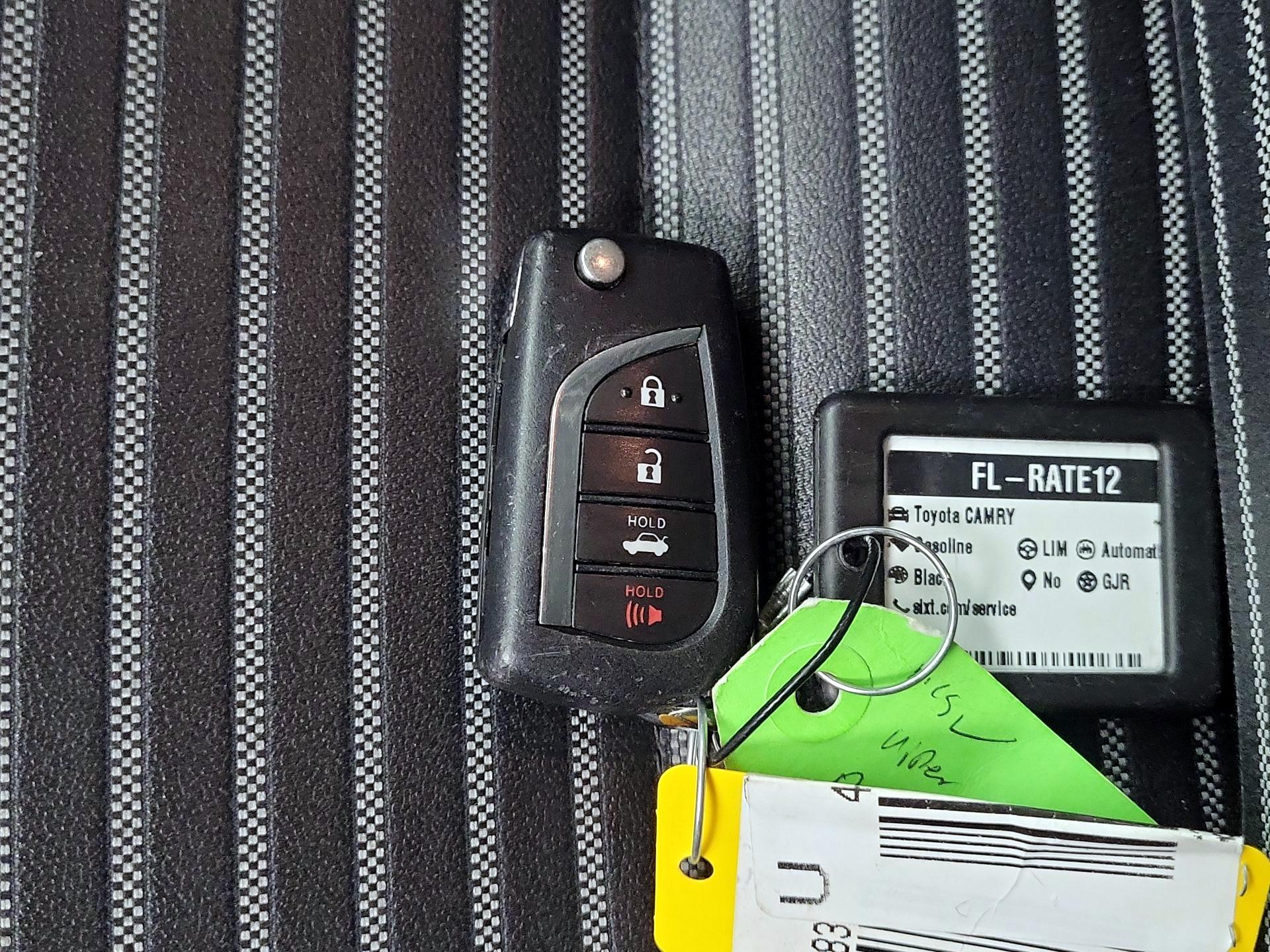 Thumbnail: 2024 Toyota Camry - 20