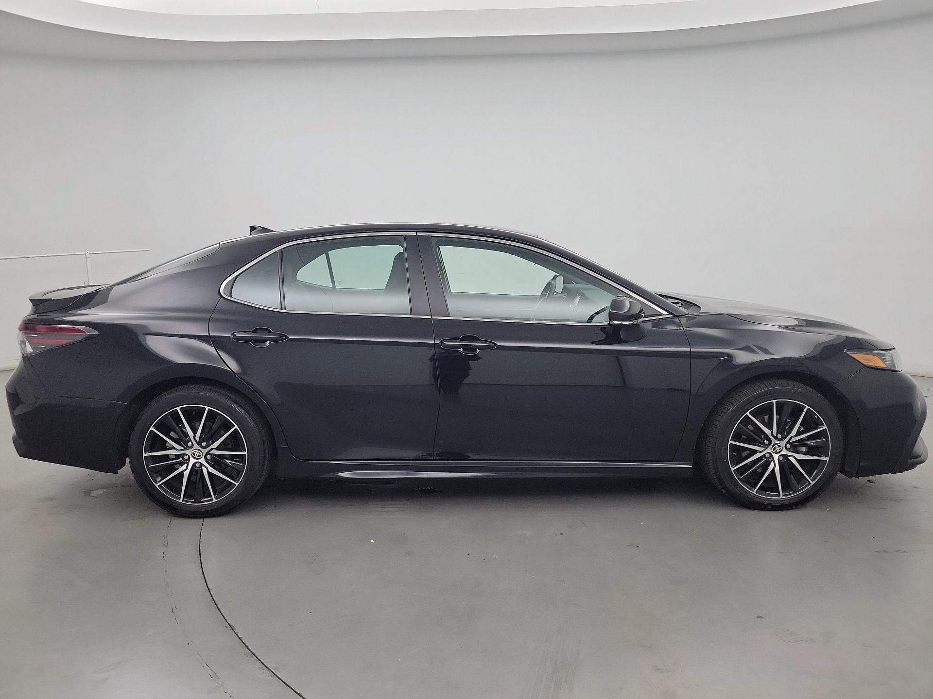 Thumbnail: 2024 Toyota Camry - 4